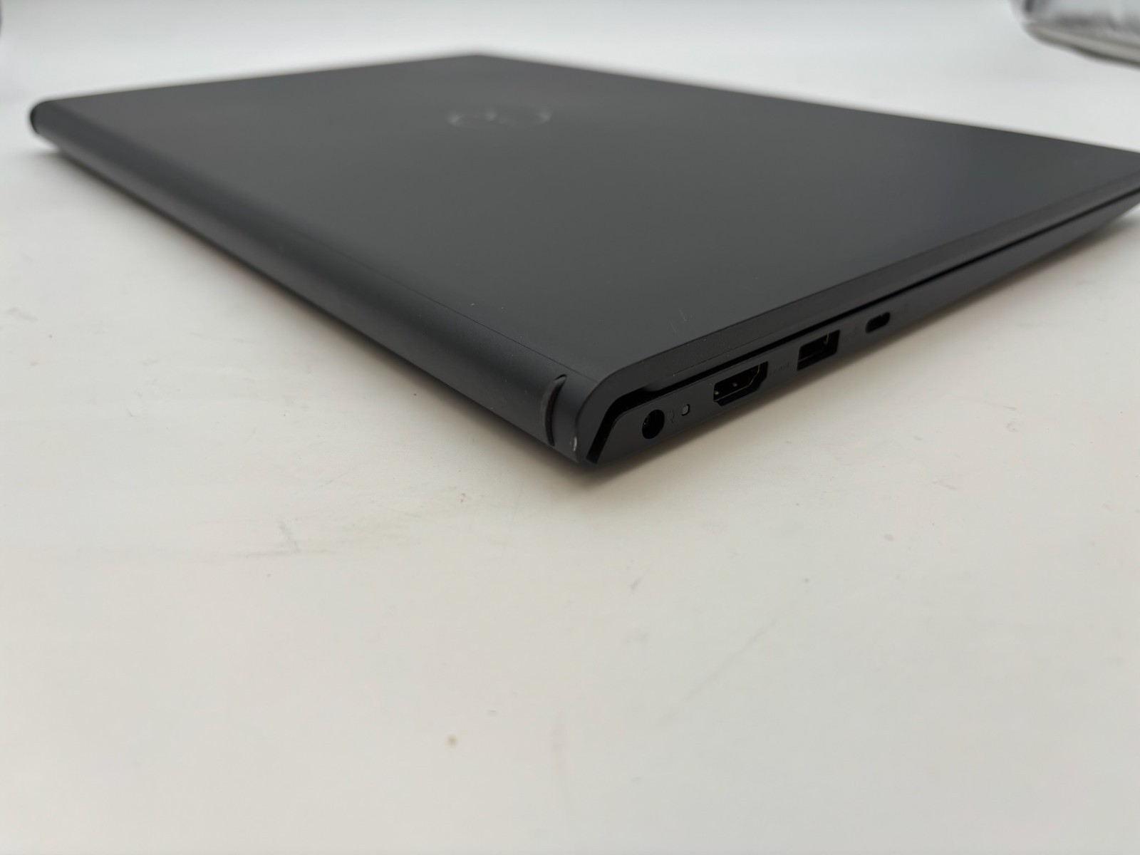 Dell Inspiron 15 3530 15.6″ 512 GB SSD 8 GB RAM i5-1334U Windows 11 Home