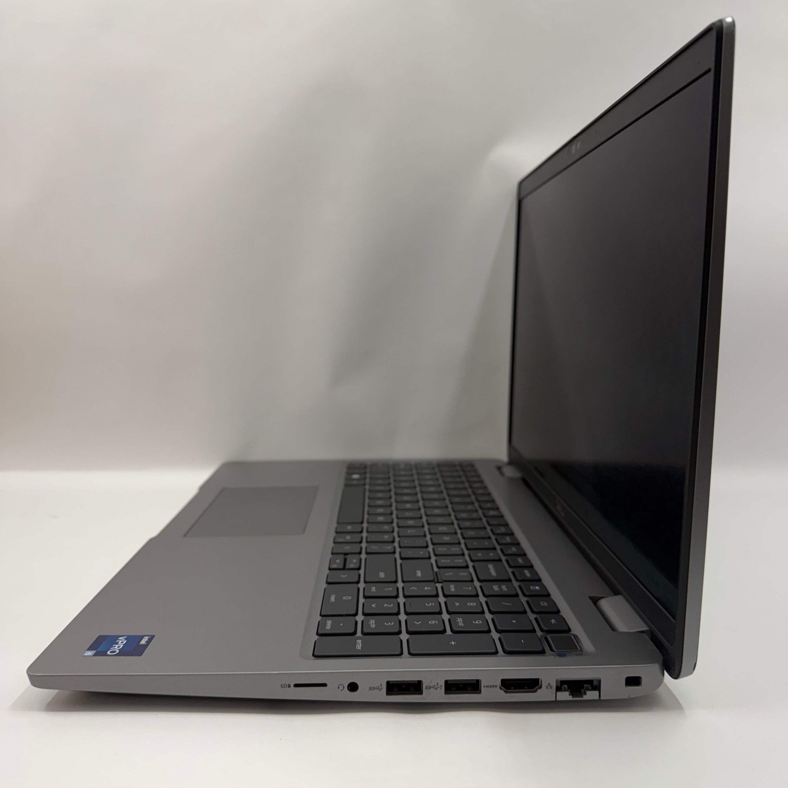 Dell Latitude 5540 15.6″ i5-1345U 1.6GHz 16GB 256GB SSD intel Iris Xe Graphics