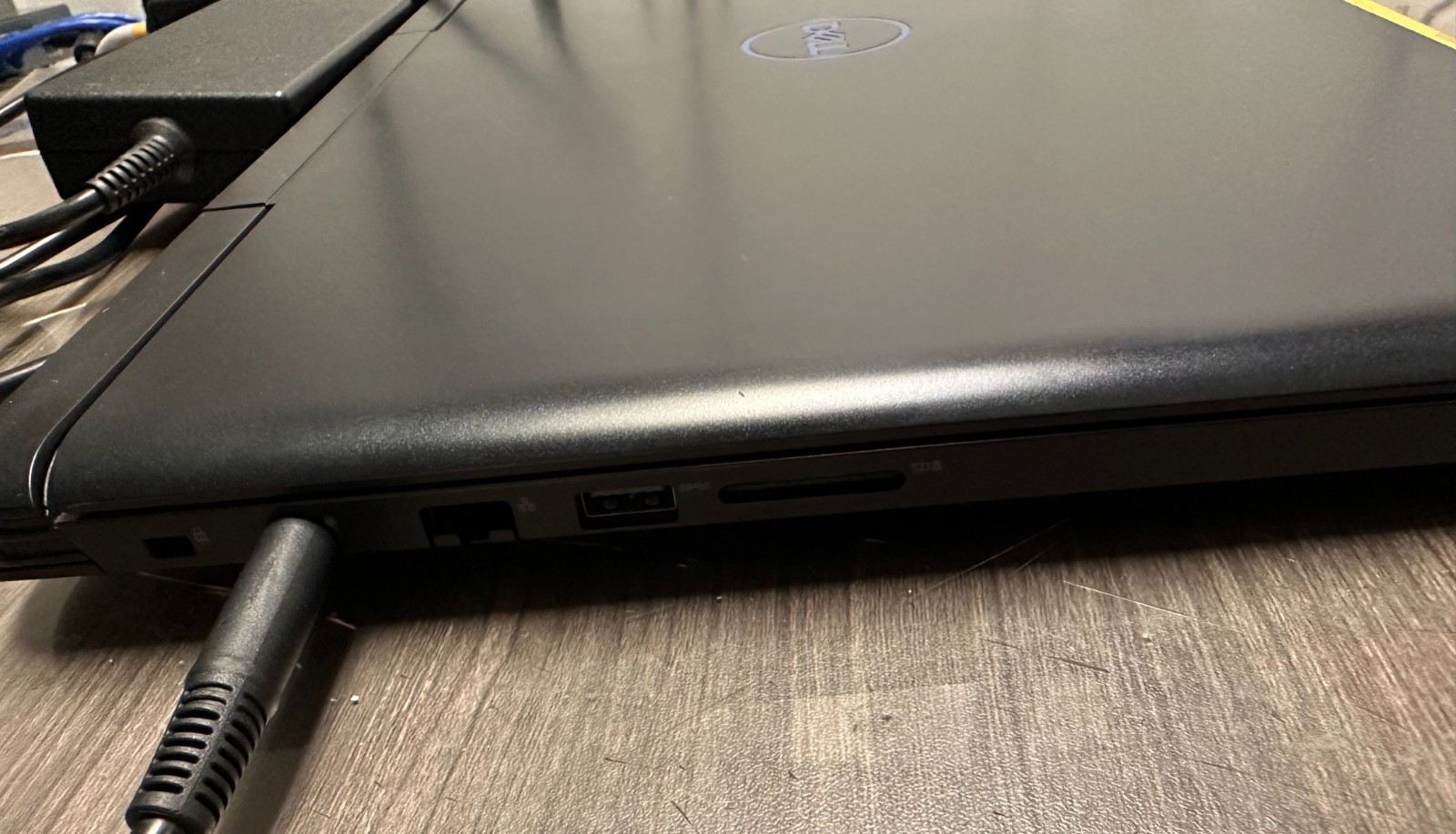 DELL G7 15 7588 i7-8750H 16GB | 512 SSD GTX 1060 Max Q Win 11 Home