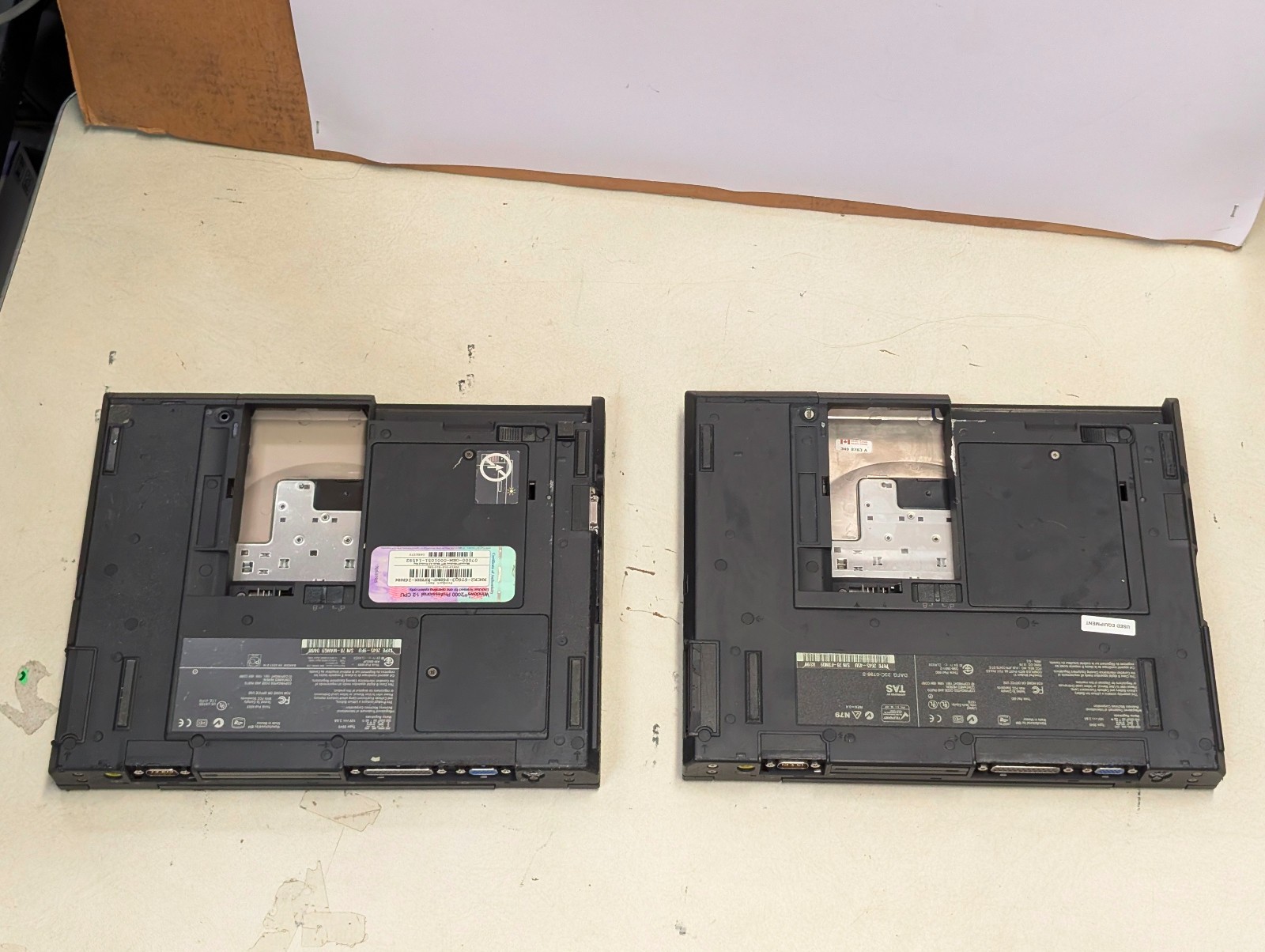 IBM ThinkPad 600 lot for parts; bad screen on 600x, bad MOBO on 600; no HDDs