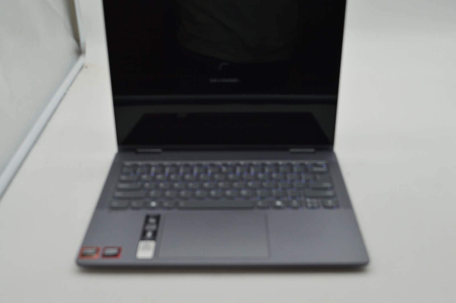 Lenovo IdeaPad 5 14AKP10 14″ AMD Ryzen AI 5 340 16GB 256GB SSD PC1796045