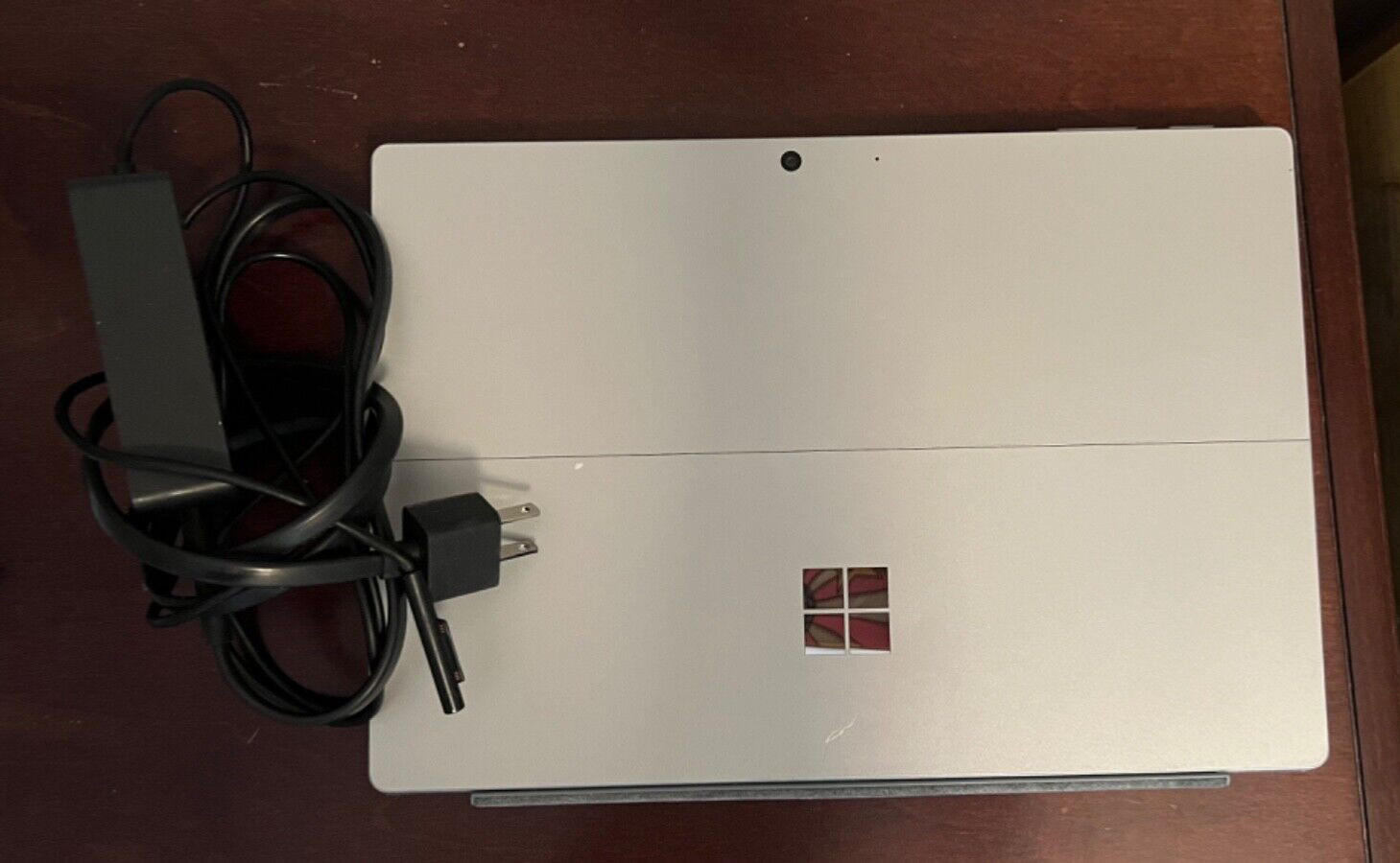 Microsoft Surface Pro 7 12.3″ (256GB SSD, Intel Core i5-1035G4, 8GB RAM) Laptop