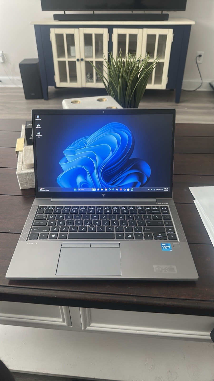 HP 14-DF0011WM 14 Inch (64GB, Intel Pentium, 4GB) Notebook/Laptop Silver
