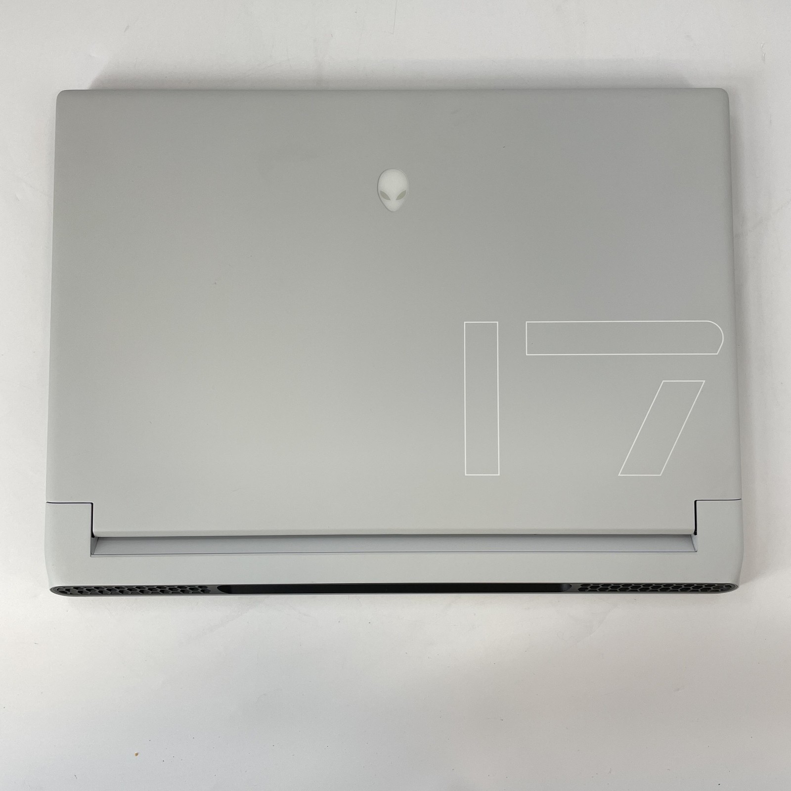 Dell Alienware X17 R1 165Hz FHD i7-11800H 32GB 1TB/512GB RTX 3070 Bent Frame