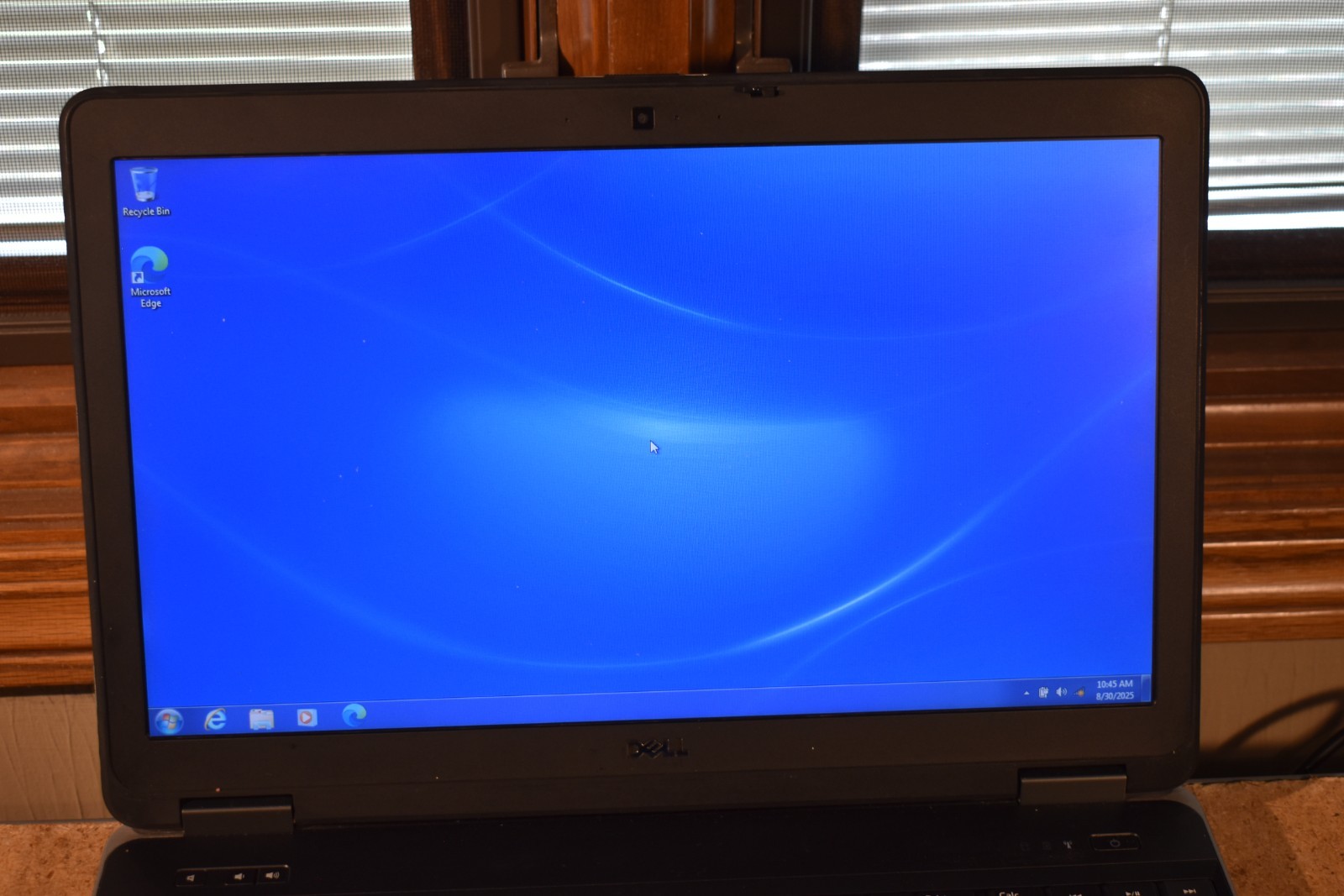 Dell Latitude E6540 Intel Core i5-4310M 8GB 500GB Windows 7 Pro 64-bit Webcam