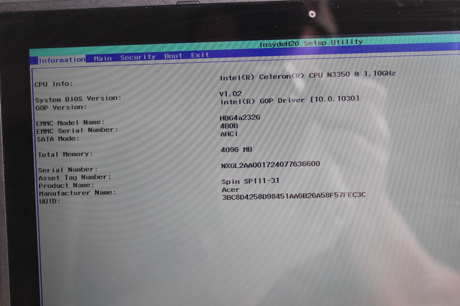 Acer Spin 1 Sp111-31 -4gb mem 32GB SSD Touch Screen/Tablet Bag AC Cord