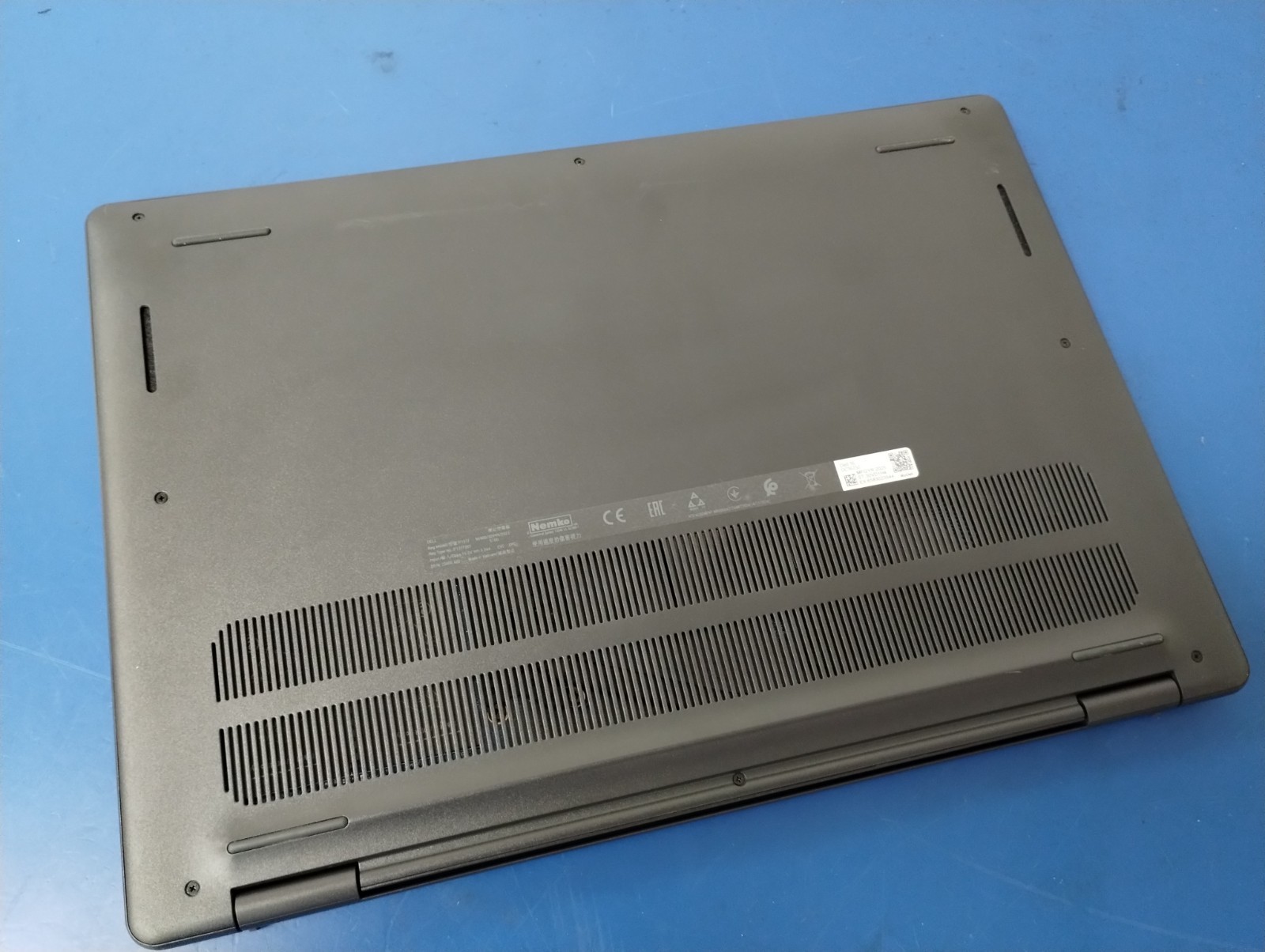 DELL 16 DC16250 MRYT3, Intel Core 7 150U, 1.80 GHz, 16 GB RAM, 1 TB NVMe SSD