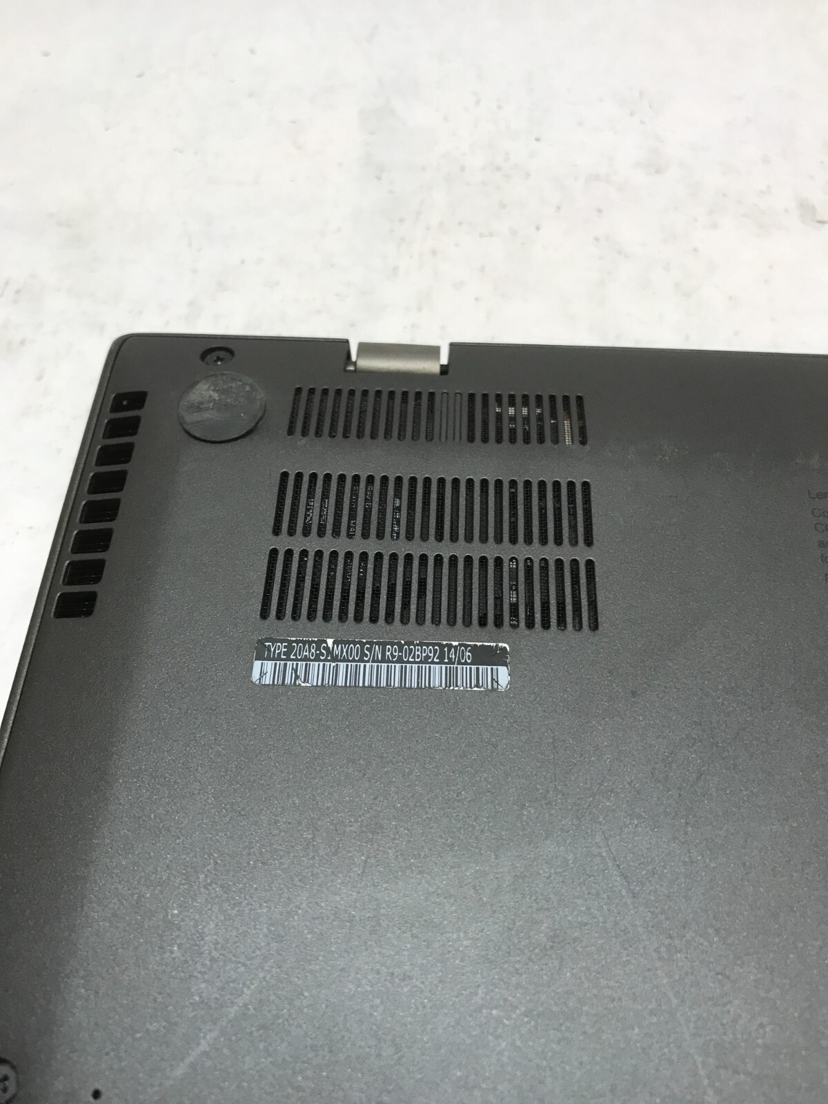 Lenovo ThinkPad X1 Carbon 2nd Gen 14″ Intel Core i5-4200U 4GB RAM NO HDD/OS – DW
