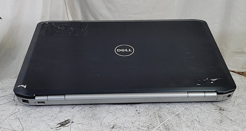 DELL LATITUDE E5520 Laptop Core I5-2520M 4GB SEE NOTES