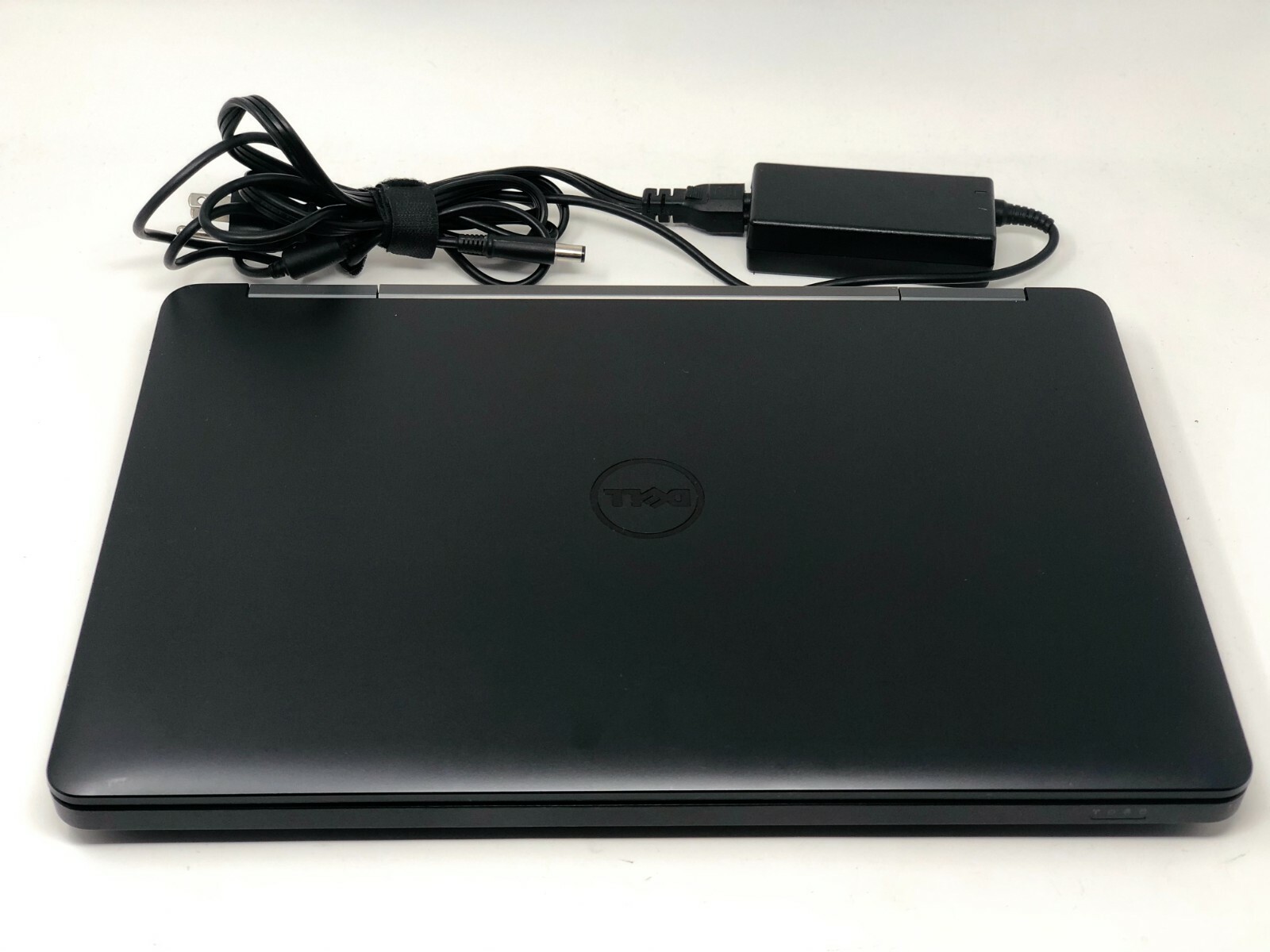 Dell Latitude E5540 15.6″ Core i5-4310u 2GHz 16GB 250GB Webcam Win 10 Laptop