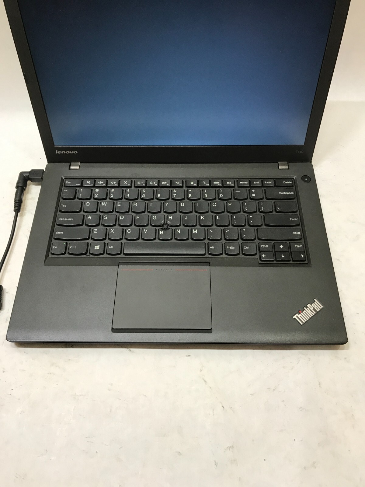 Lenovo ThinkPad T440 14″ Intel i5 NO RAM NO HDD/OS For Parts Freeze On Boot – DW