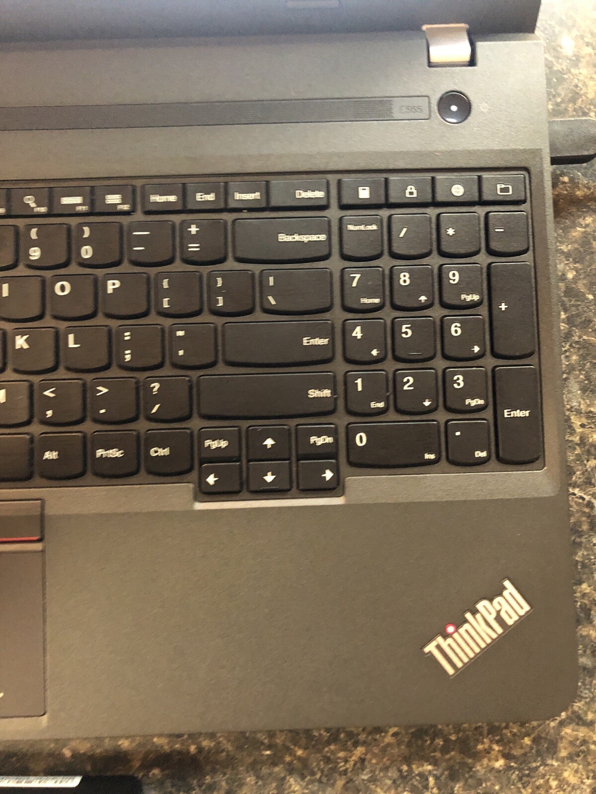 LENOVO THINKPAD E565 Laptop- AMD A6-8500P 1.6 GHz 4GB RAM WIN10 PRO 500GB MINT