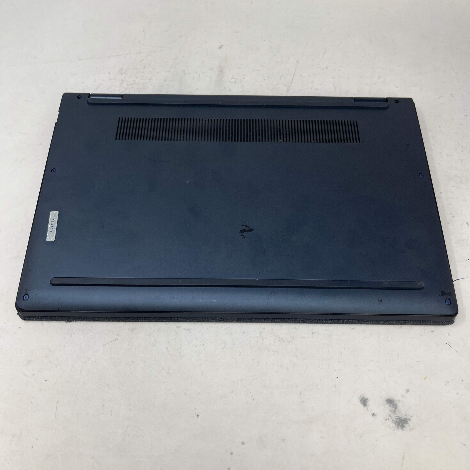 Lenovo Yoga 6 2-in-1 13ARE05 13.3″ Ryzen 5 Pro 4650U 2.1GHz 8GB RAM 256GB SSD