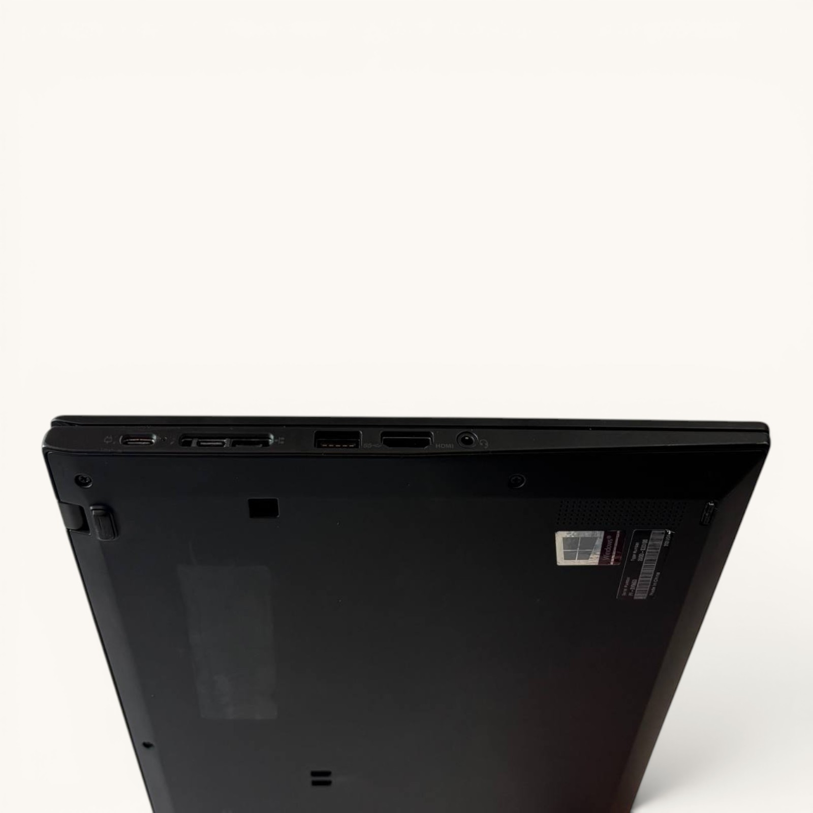 Lenovo X1 Carbon Gen 7th, I5 8th Gen, 1.6GHz, 16GB Ram, 256GB NVMe #97