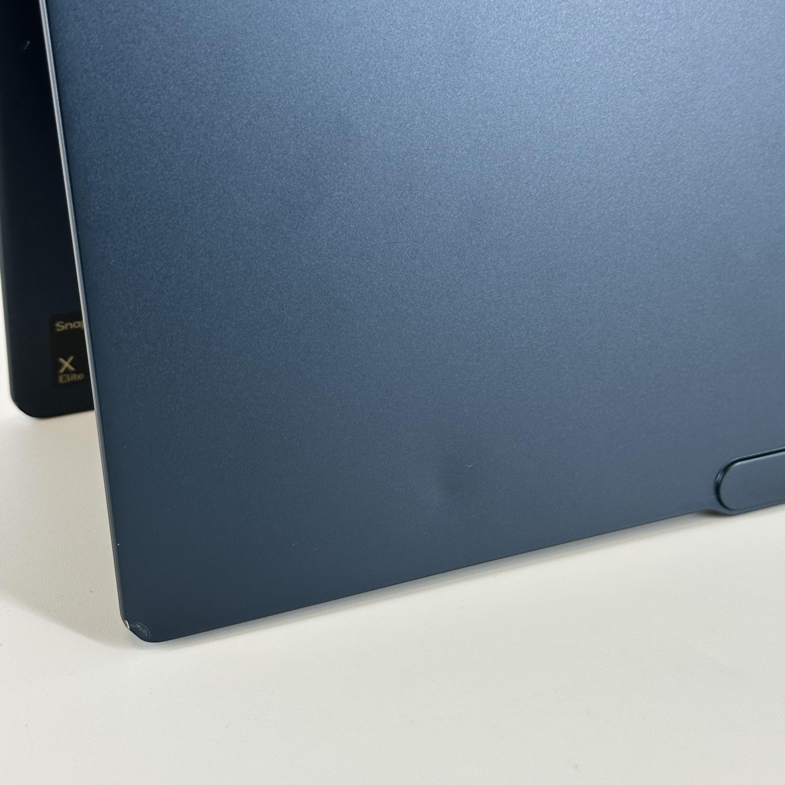Lenovo Yoga Slim 7x 14.5 Blue QHD+ TOUCH 3.4 GHz X Elite 16GB 512GB SSD Fair