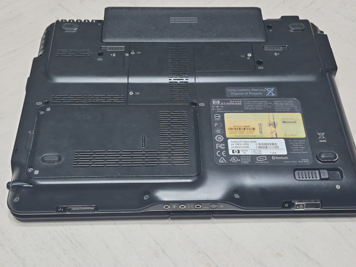 HP Pavilion 2000 *TURNS ON For A Second No Cord