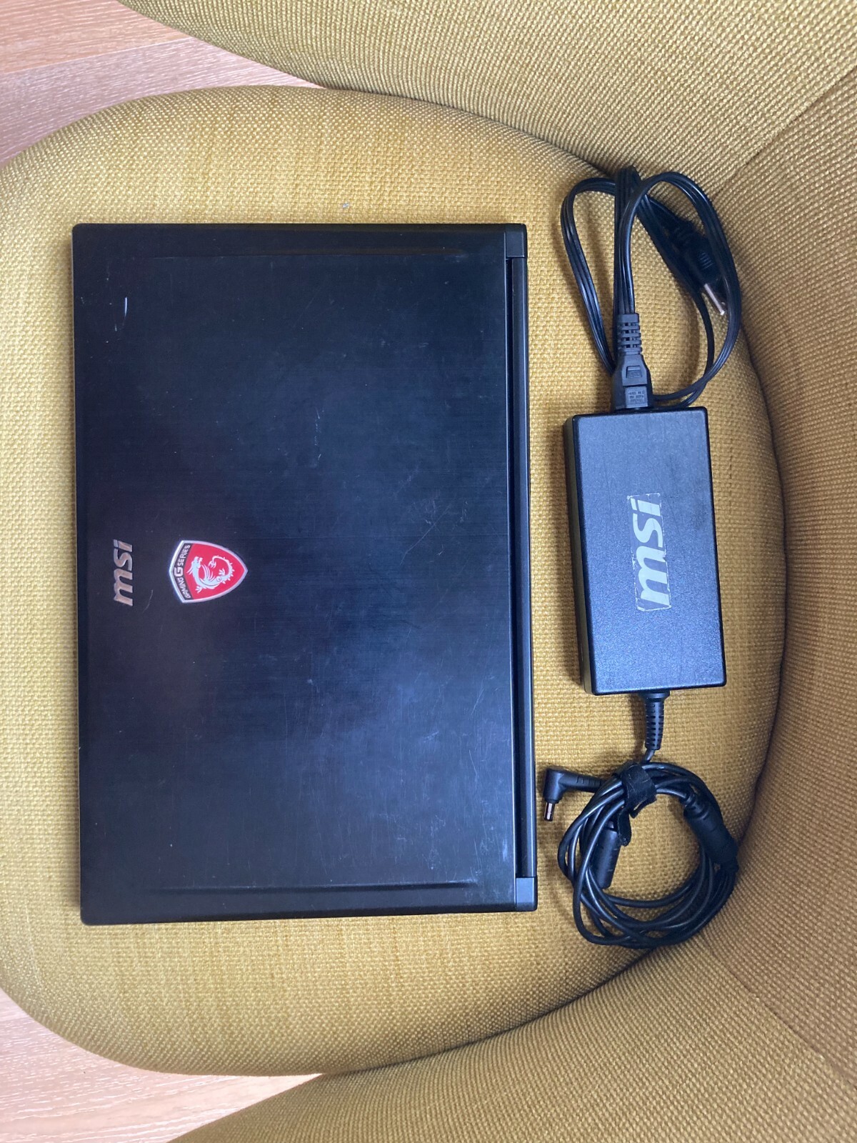 MSI GS63VR 6RF i7-6700HQ 15.6 GTX 1060 Gaming Laptop (DOES NOT POST BIOS)