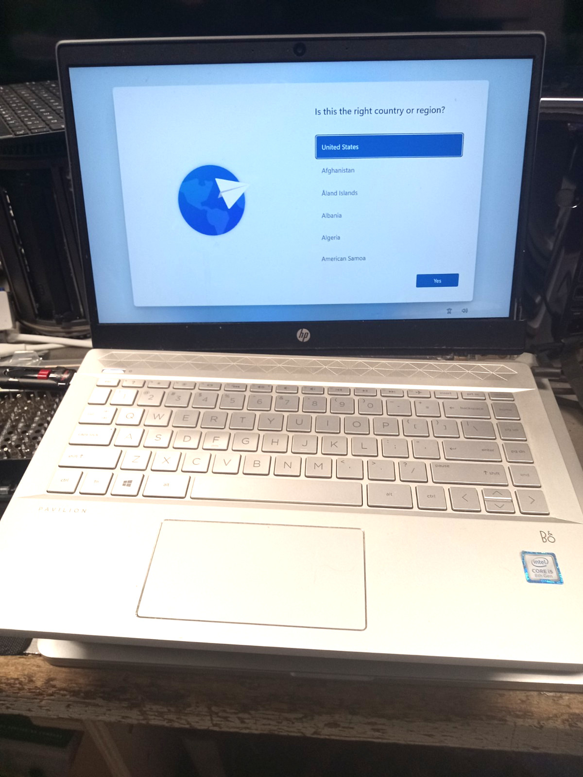 HP Pavilion 14-CE2XXX 14″ i5-8265U 1.6GHz 8GB 256SSD win11P