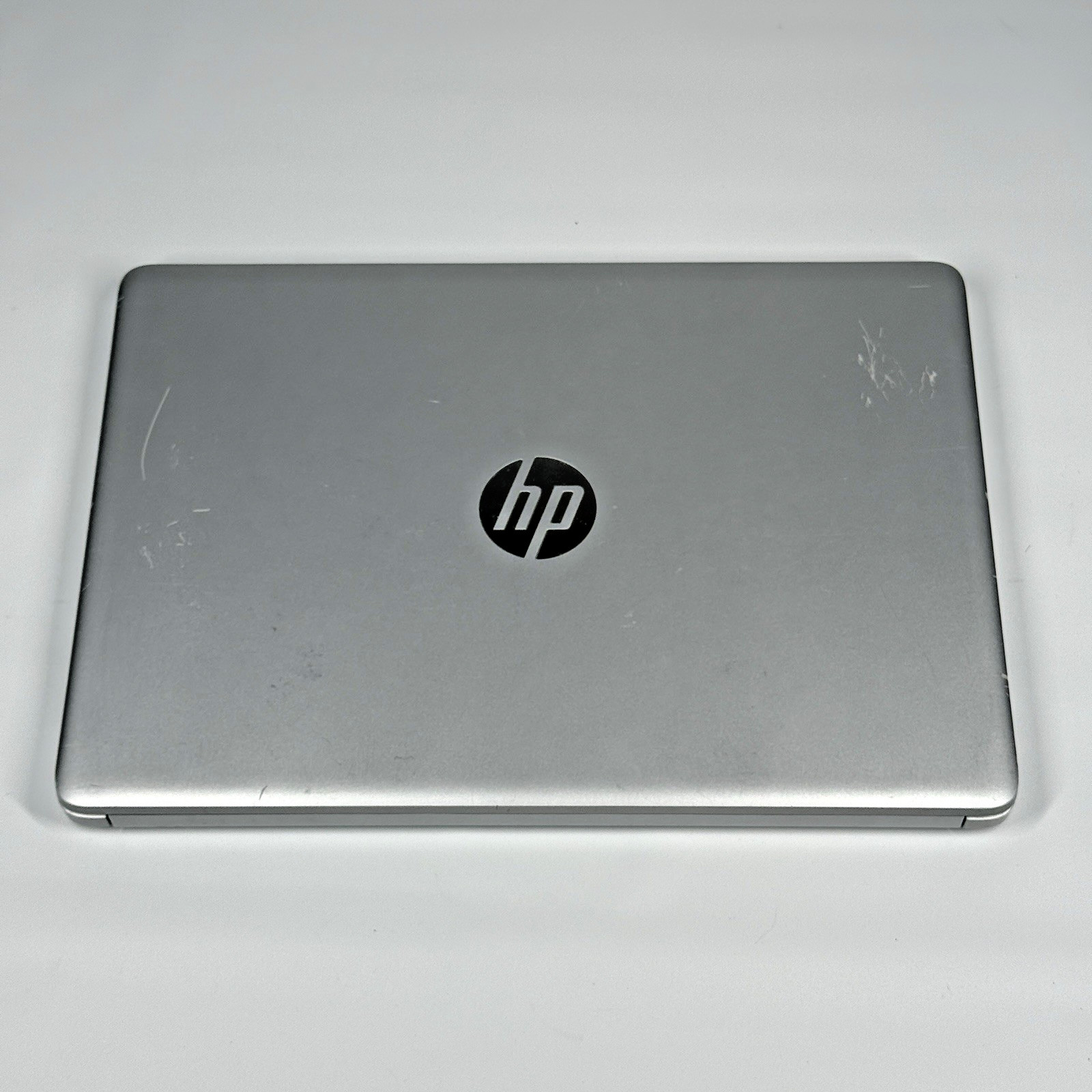 HP 14-cf0051od 14″ Laptop i5-8250U 8GB RAM 256GB SSD Windows 11 w/OEM Charger