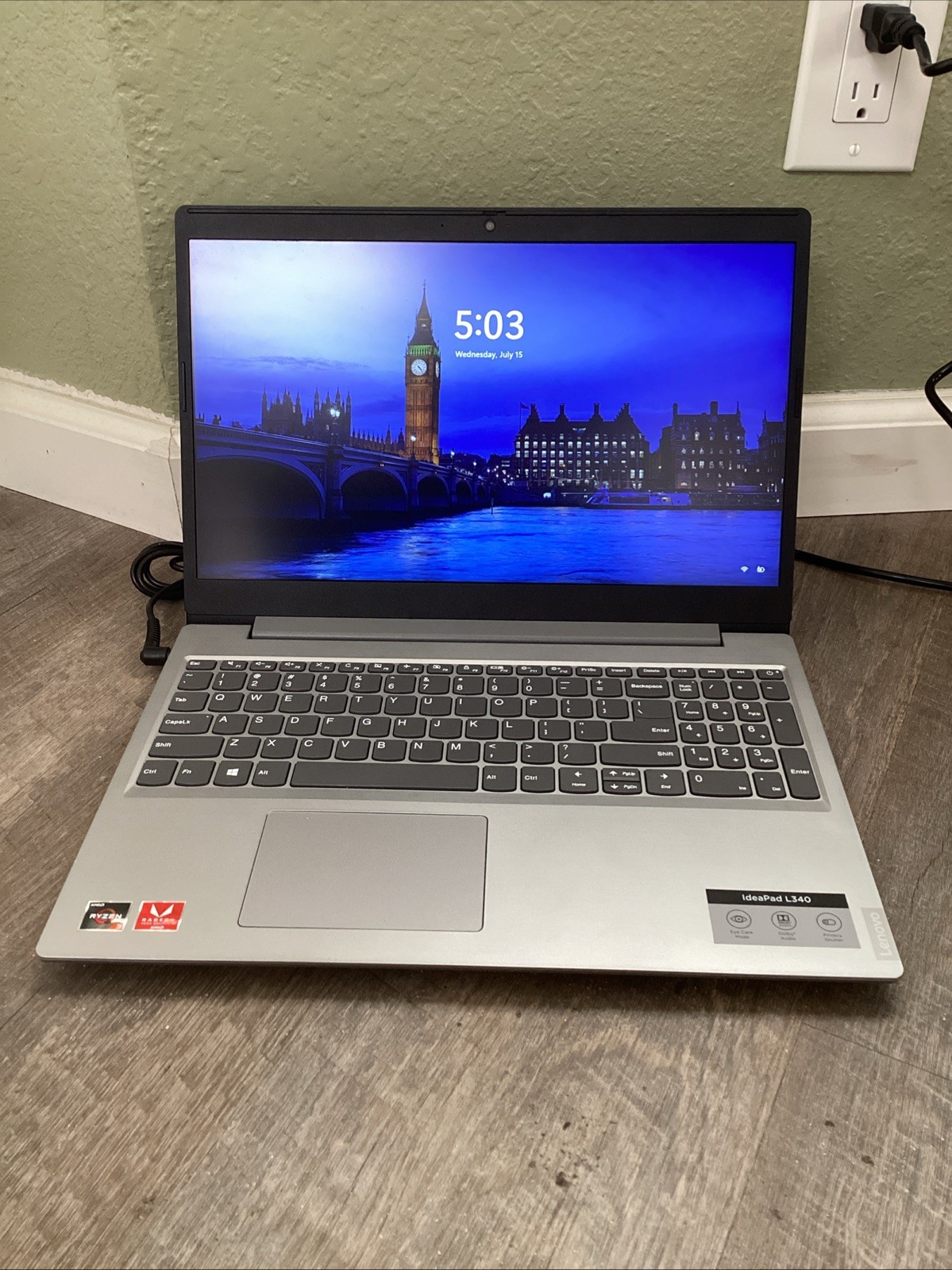 Lenovo IdeaPad L340-15API AMD Ryzen 3 3200U 2.6GHz 8 GB 1tb Hard Drive.
