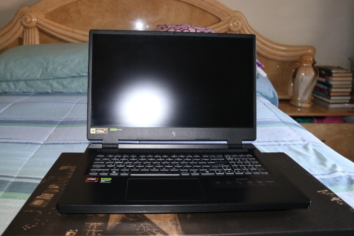 Acer Nitro 17 Gaming Laptop (N23Q4) – Dead / No Power – For Parts – 17.3″ QHD…