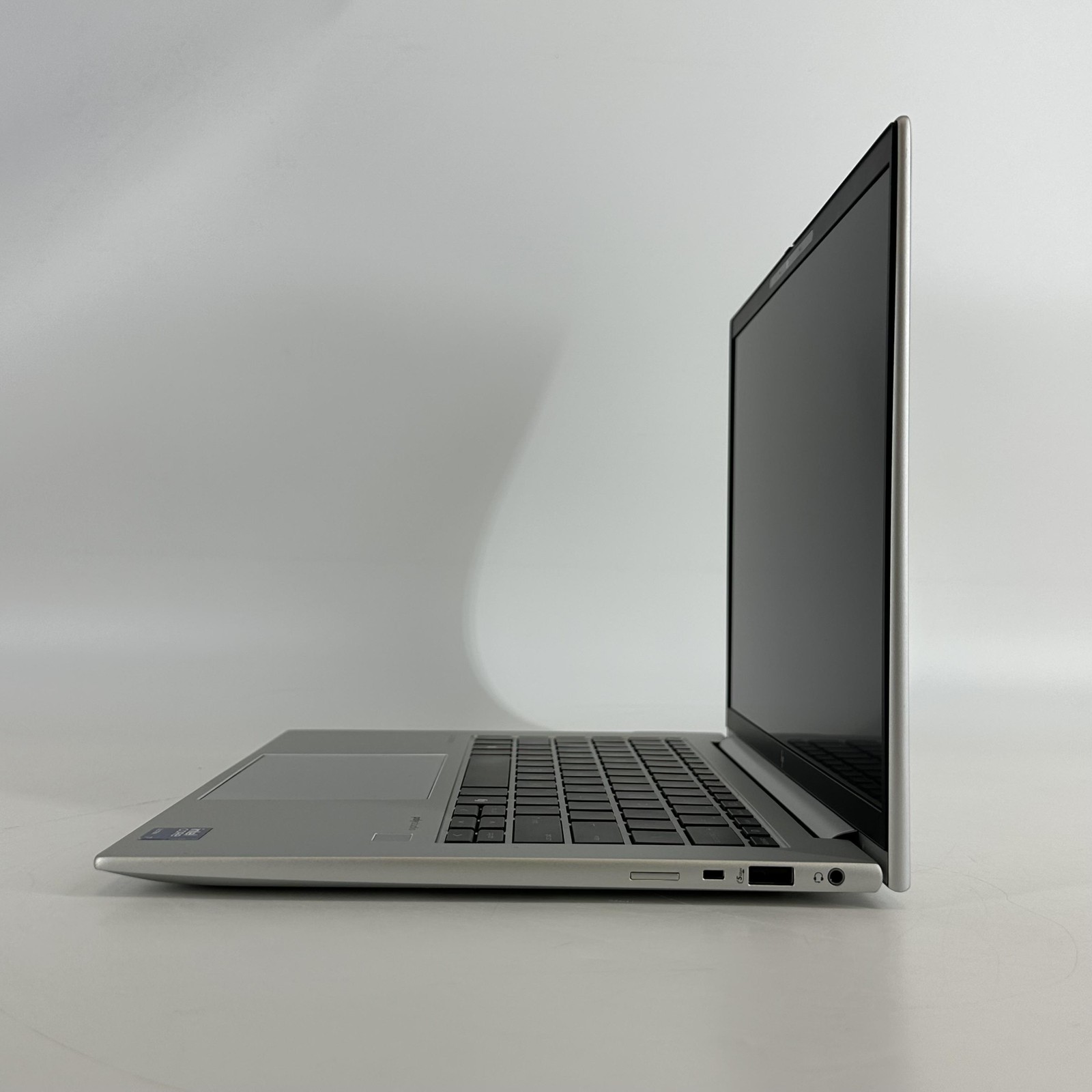 HP Elitebook 840 G11 14 Silver FHD+ 1.6 GHz Ultra 5 135U 16GB 512GB SSD Good