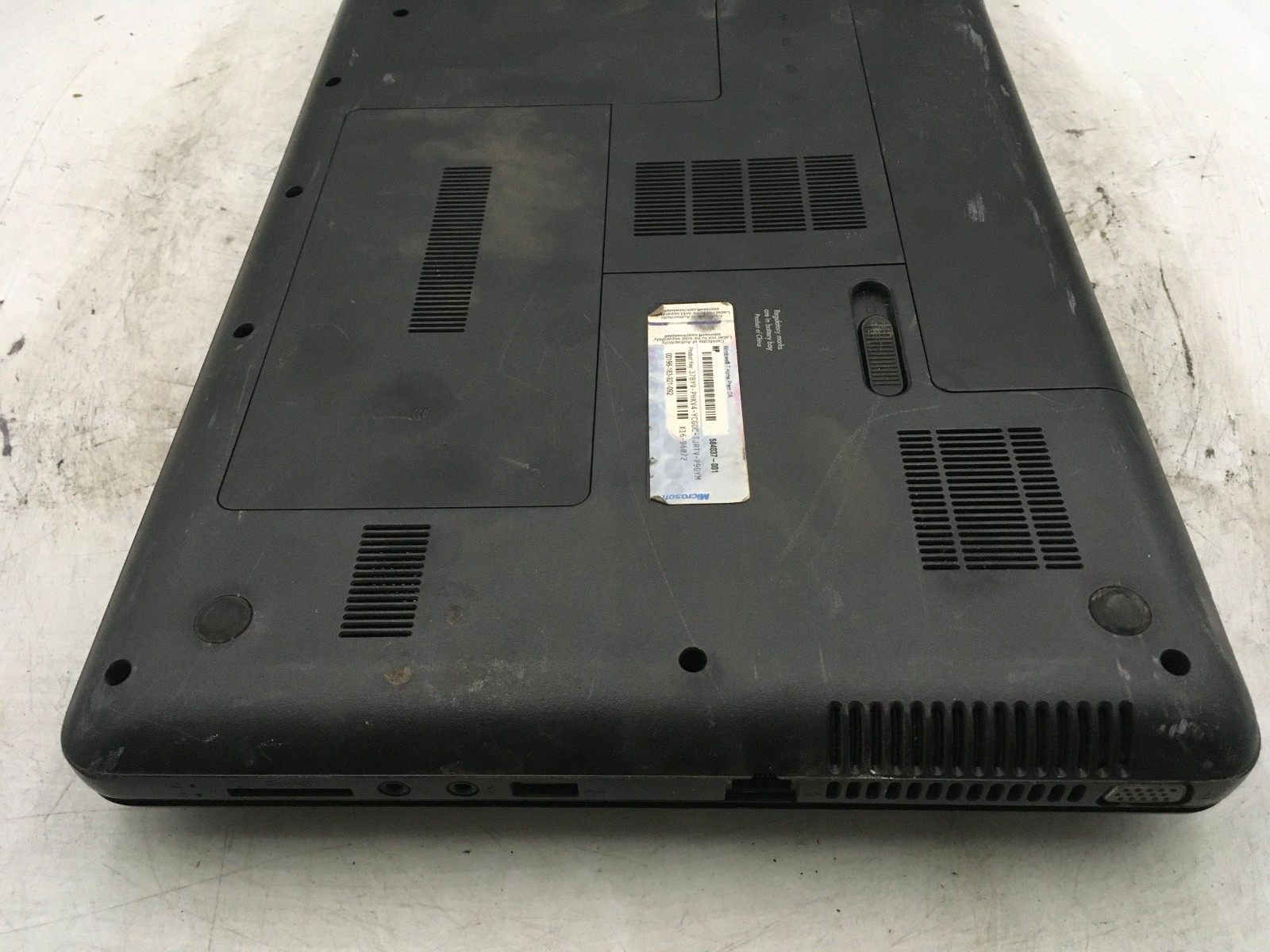 HP 2000 329WM – BOOTS TO BIOS – 4GB RAM – 15″ – AMD E350 – READ DESCRIPTION – BB
