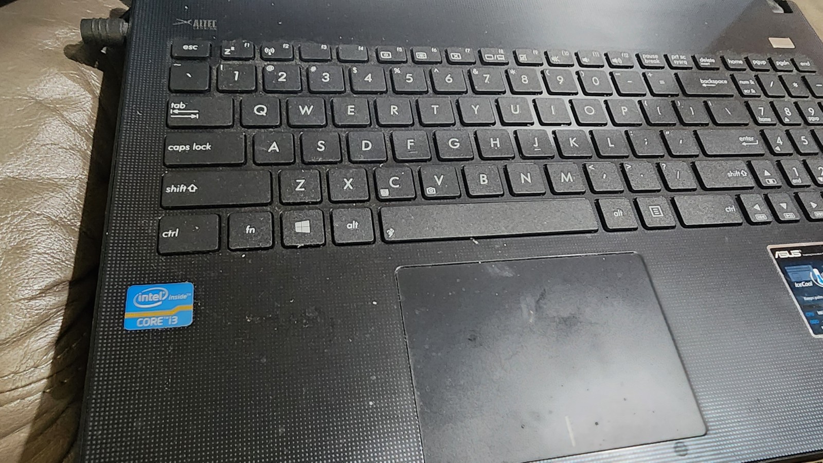 Asus X501A 15.6″ HD Laptop 4GB Win-8 Web-Cam