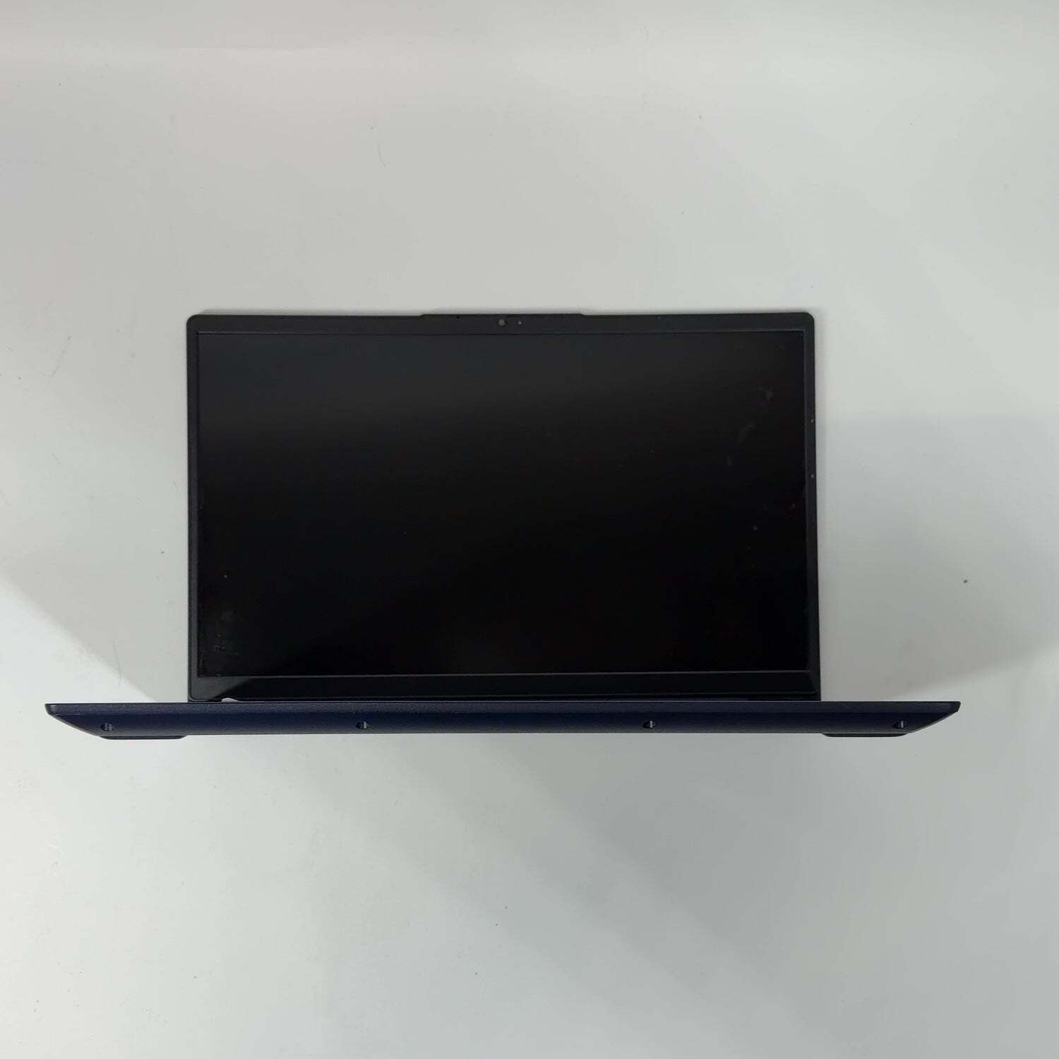 Lenovo IdeaPad 3 15IAU7 15.6″ i3-1215U 1.2GHz 8GB RAM 512GB SSD
