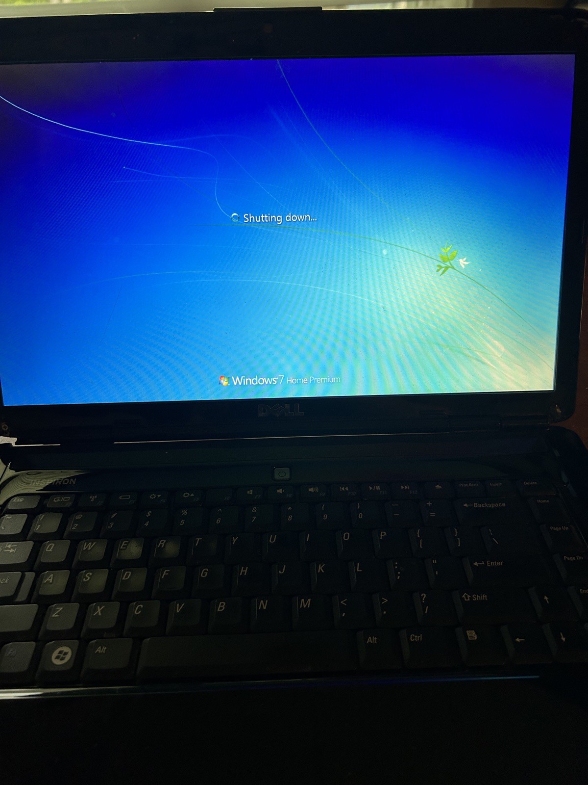 Dell Inspiron 1545 Pentium Dual Core intel T4400 2.20GHz 4GB WIFI DVD NO HDD