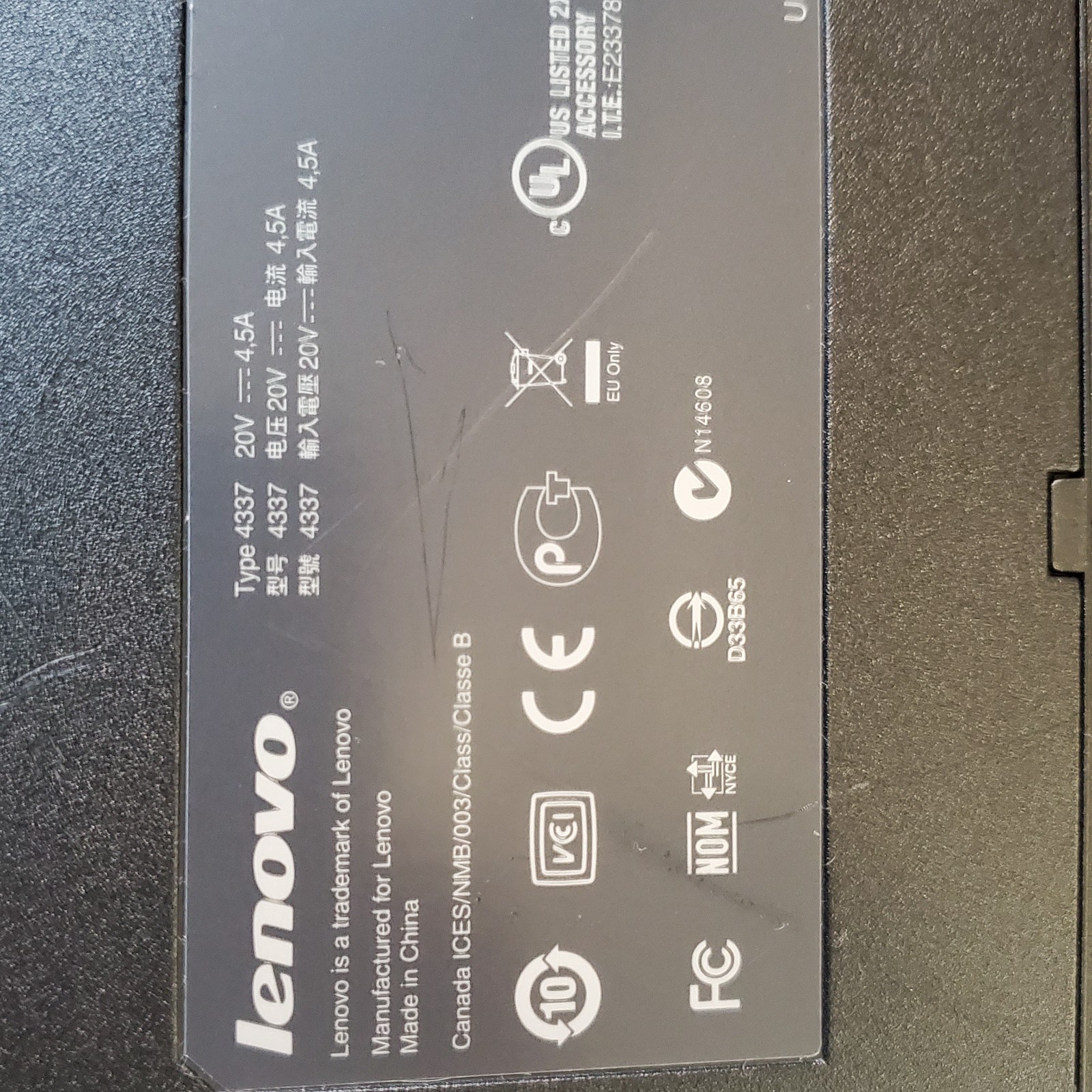 LEVONO THINKPAD T410 & DOCKING STATION