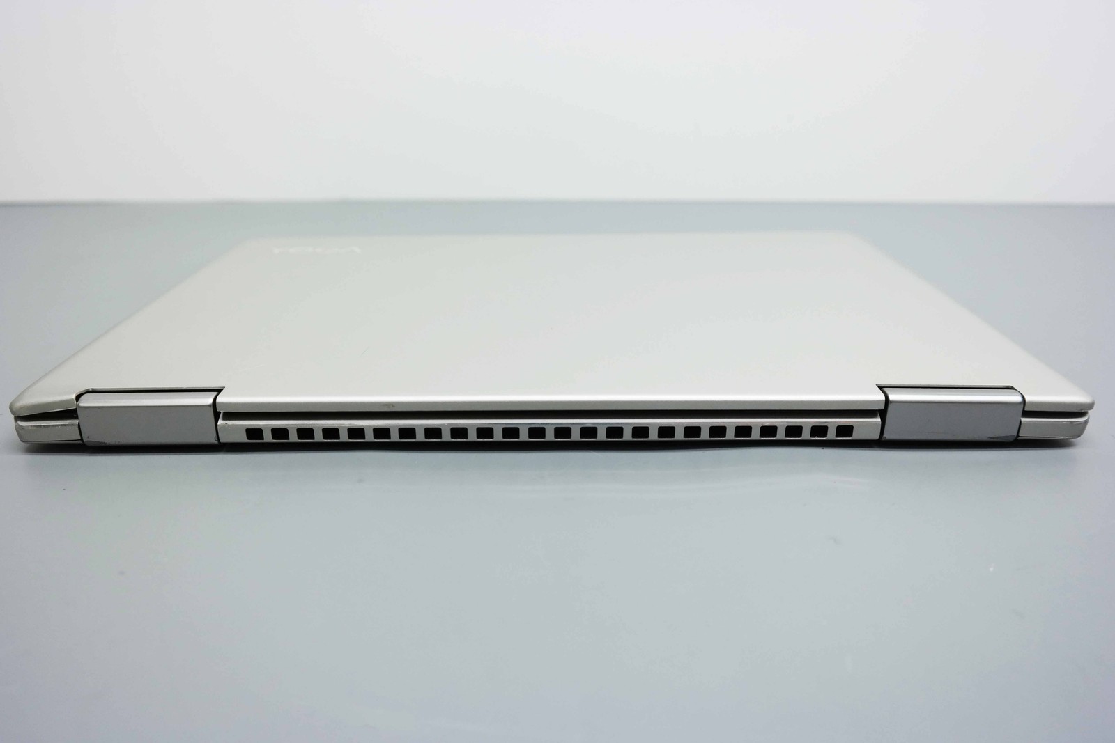 Lenovo Yoga 720 13.3″ Core i5-7200U 8GB 256GB SSD Silver