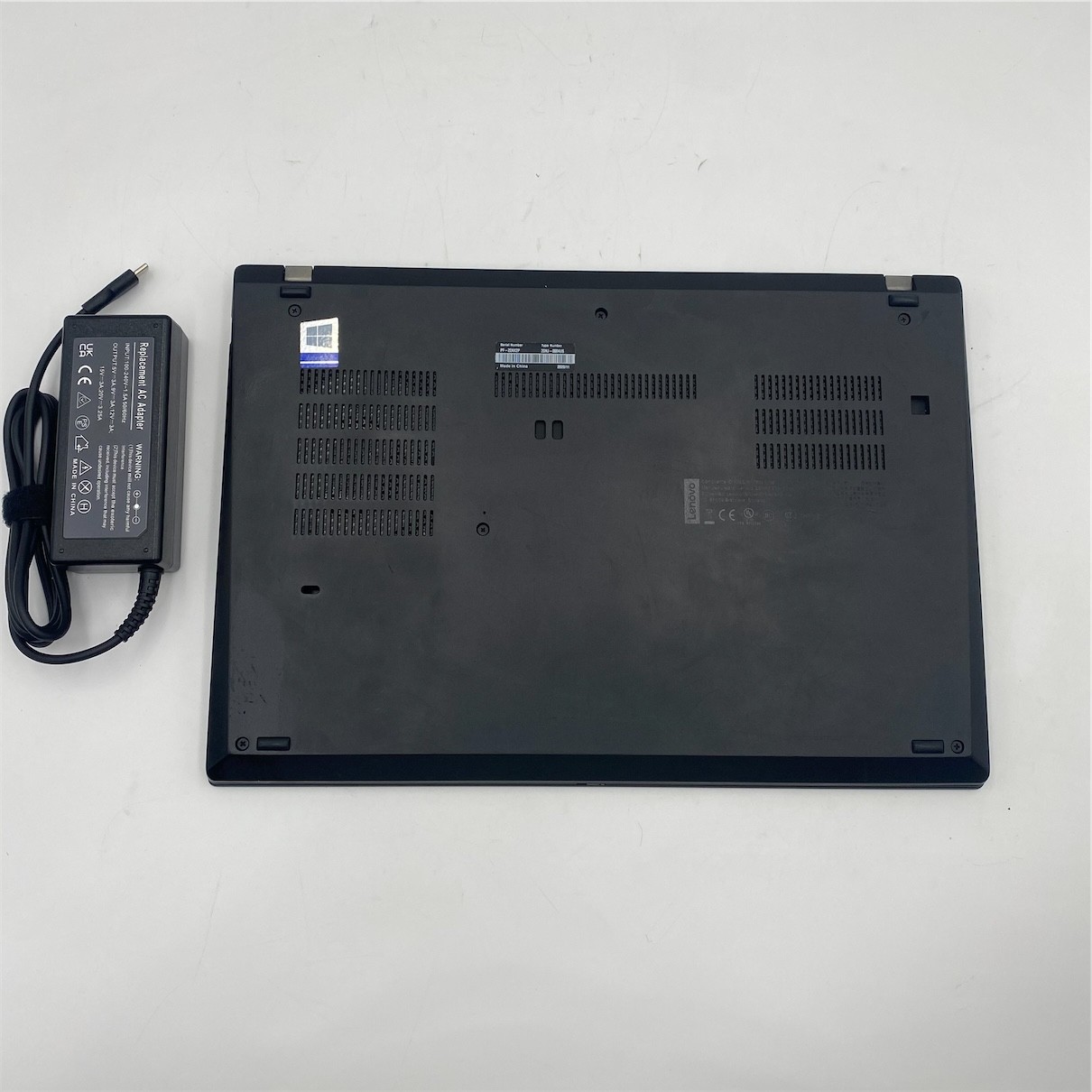 Lenovo Thinkpad T495 Ryzen 5 3500U 8GB RAM 256GB SSD *Cosmetic Details*