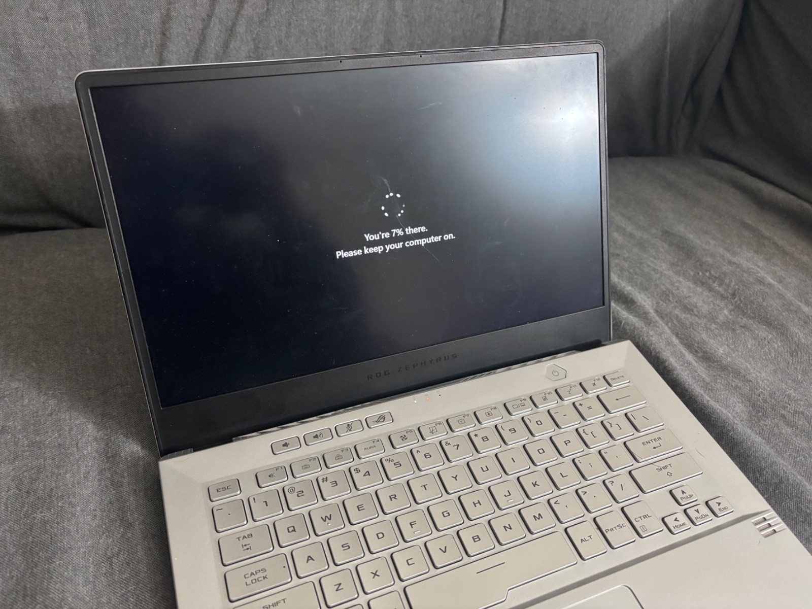 ASUS ROG Zephyrus G14 14 inch (QHD 120Hz Ryzen 9 5900HS – RTX 3060 16GB RAM 1TB