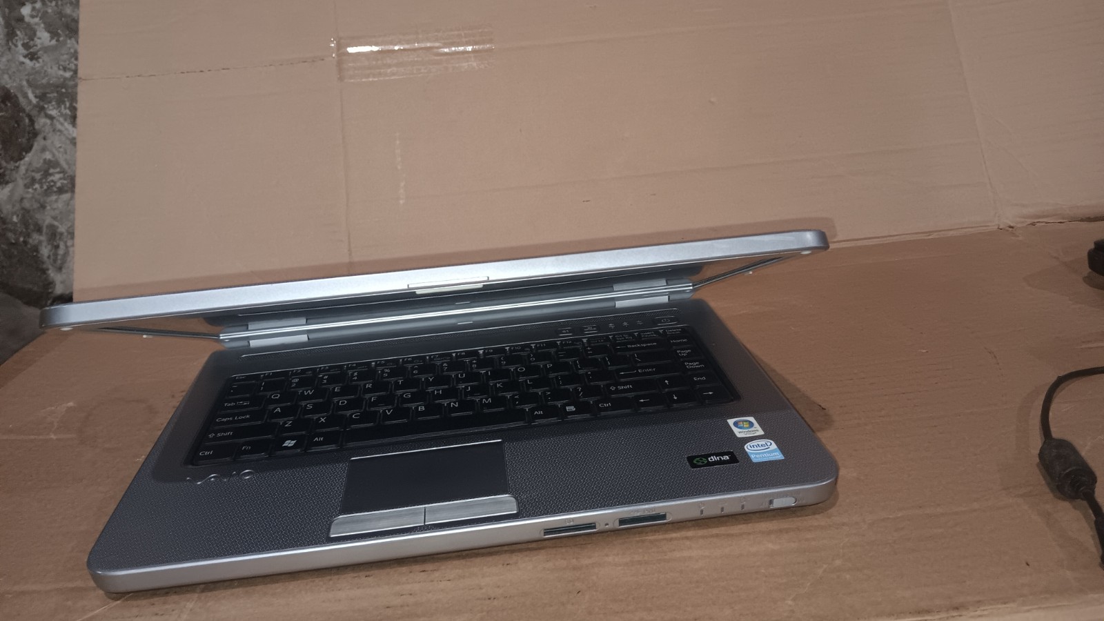 Vintage Sony Vaio VGN-NR330E Laptop Dual Core @ 1.73 GHz 15.4″ LCD DVD PCG-7113L