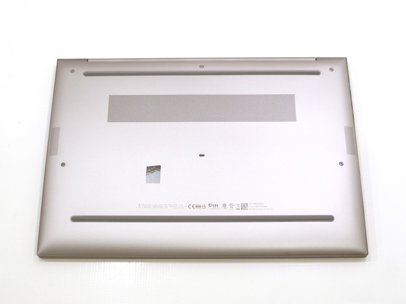 HP ZBook Firefly G11 16.0″ FHD+ Ultra 7 155U 32GB RAM 512GB NVMe W11P