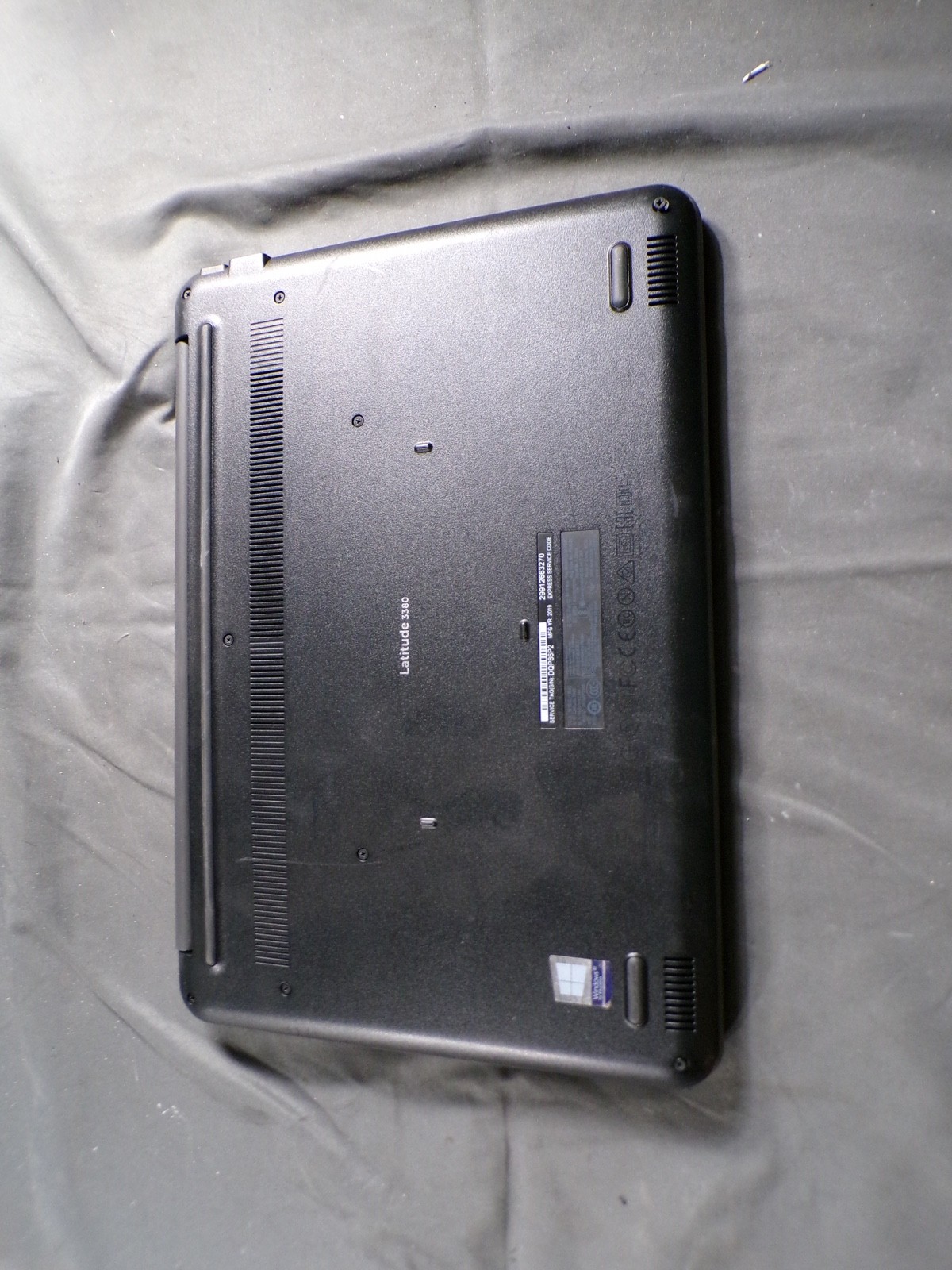 DELL LATITUDE 3380 INTEL CORE i3-6006U 2.00GHZ 8GB RAM **NO HD/ NO CADDIE/ NO OS