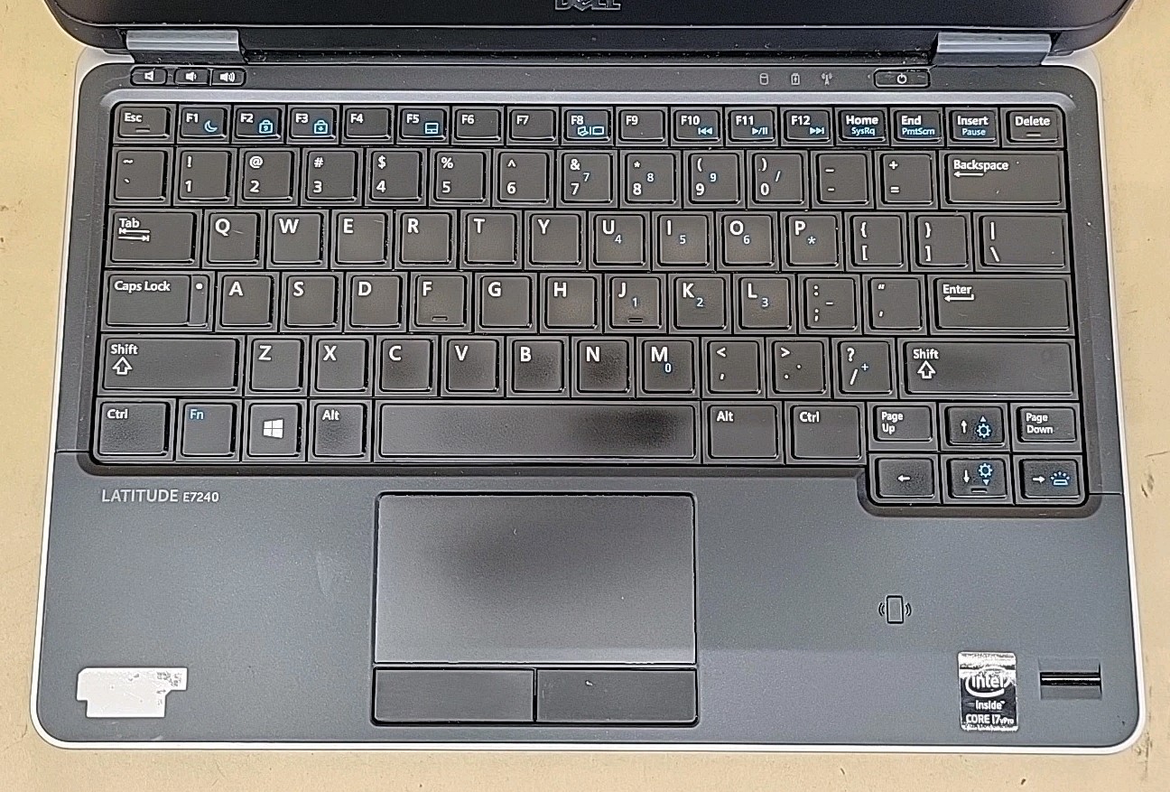 Dell Latitude E7240, Intel Core i7-4600U @ 2.1GHz, 4GB RAM, NO SSD, NO OS