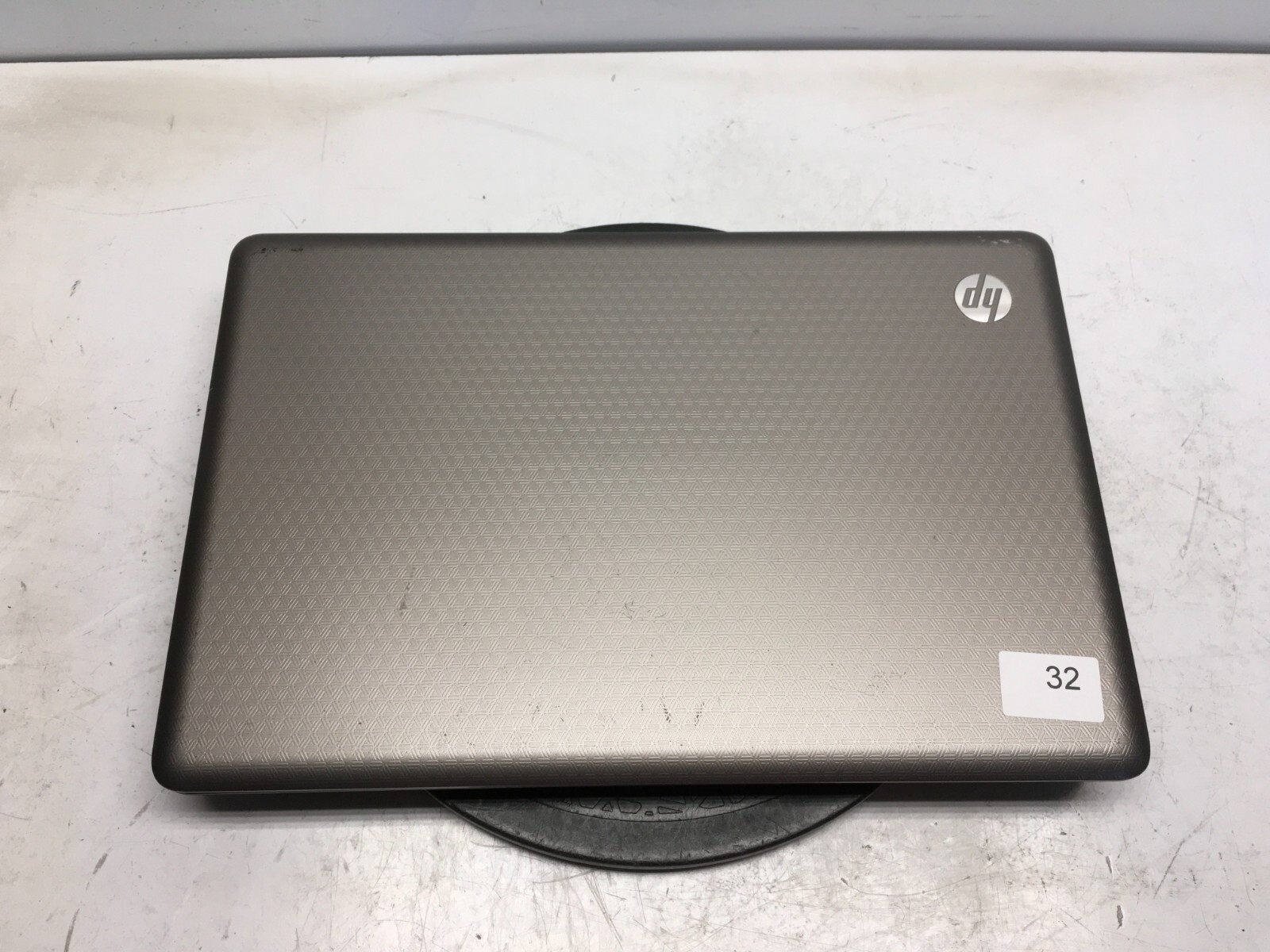 HP G62-225DX Intel Pentium Dual-Core T4500 2.3GHz 3 GB NO HDD No Batt