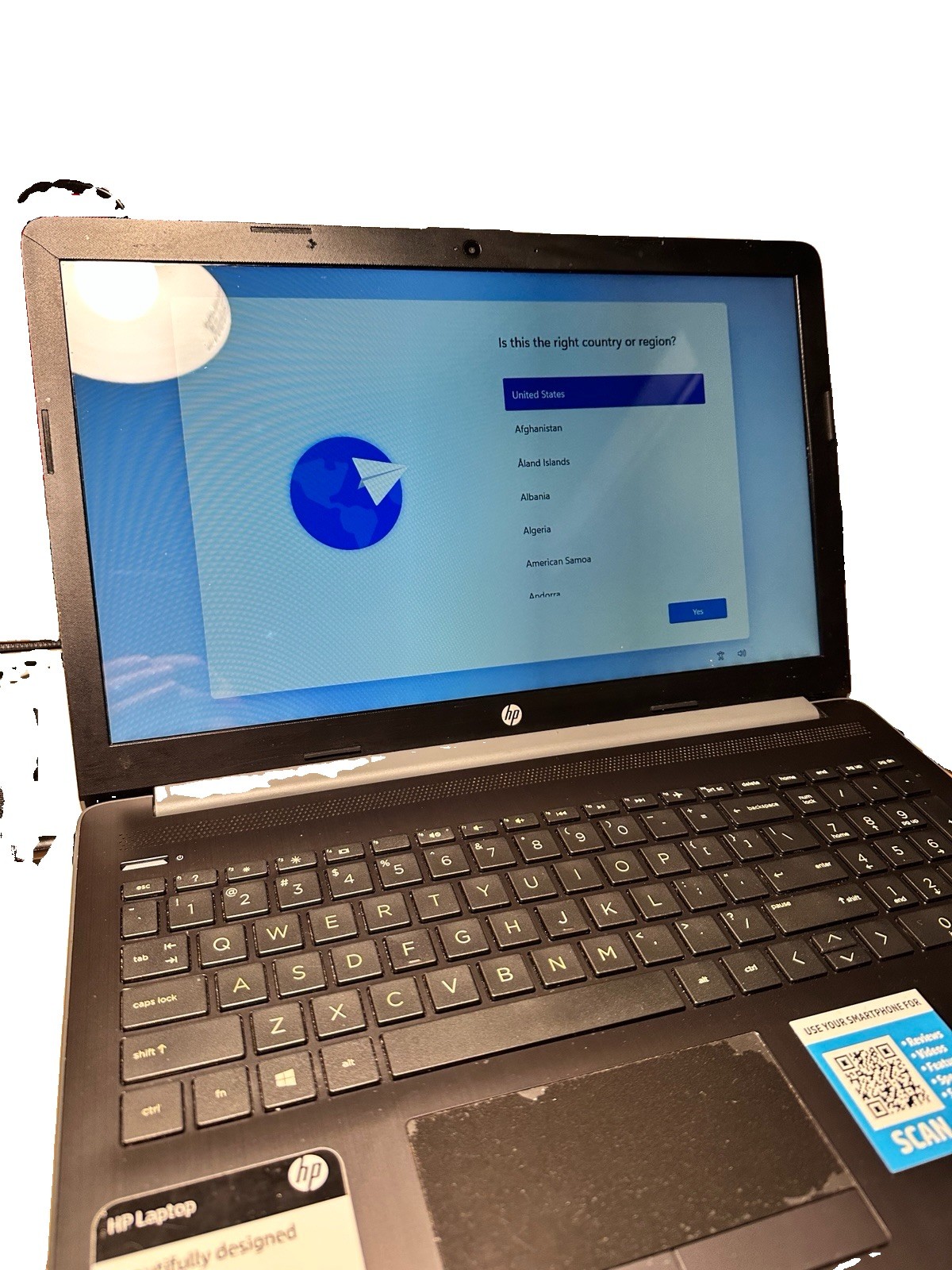 HP Notebook 15-DB0091NR 15.6″ 250GB AMD Radeon R2 1.50GHz Dual-Core with 4GB RAM