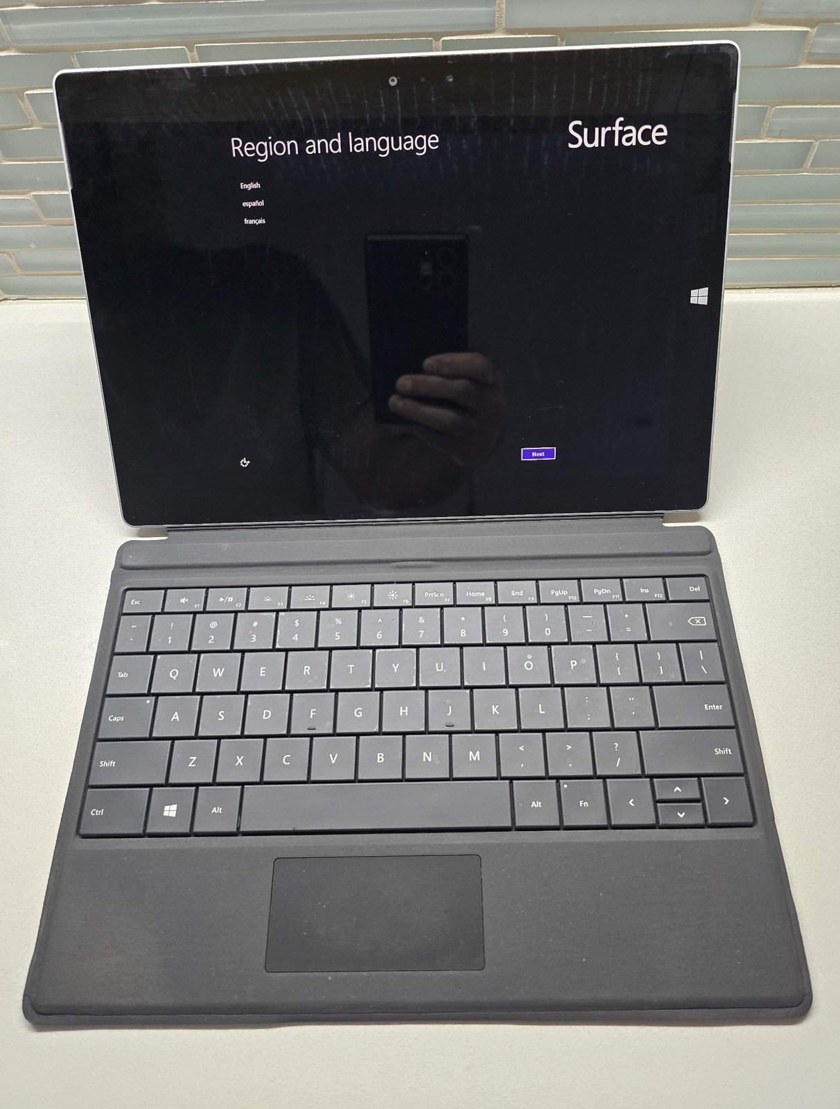 Microsoft Surface 3 LTE 4GB / 128GB 10.3 with keyboard Good Condition Reset