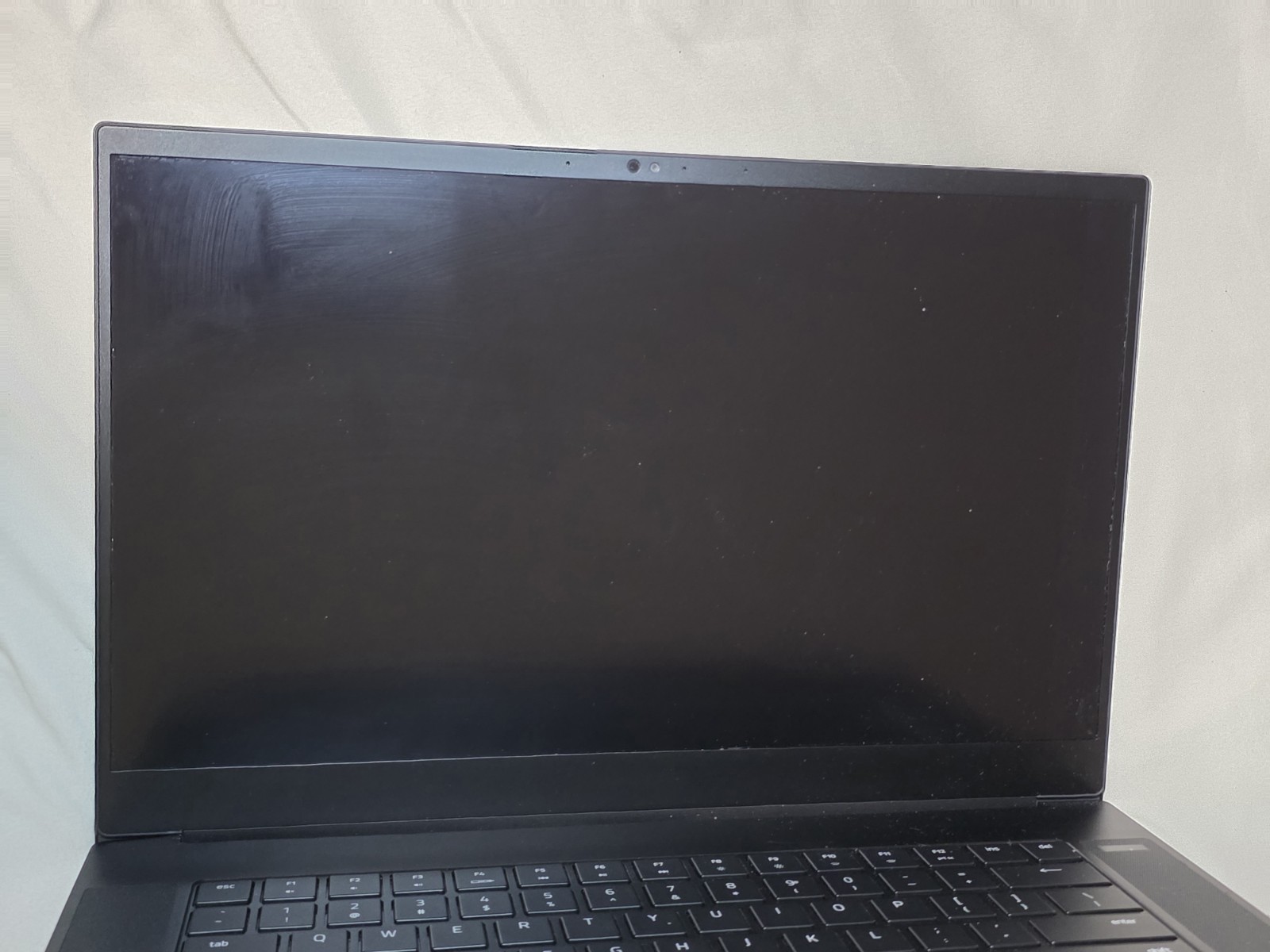 Razer Blade 15.6 FHD 300HZ I7-10875H 1TB SSD 64GB RAM 2080 Super – RZ09-03305E43