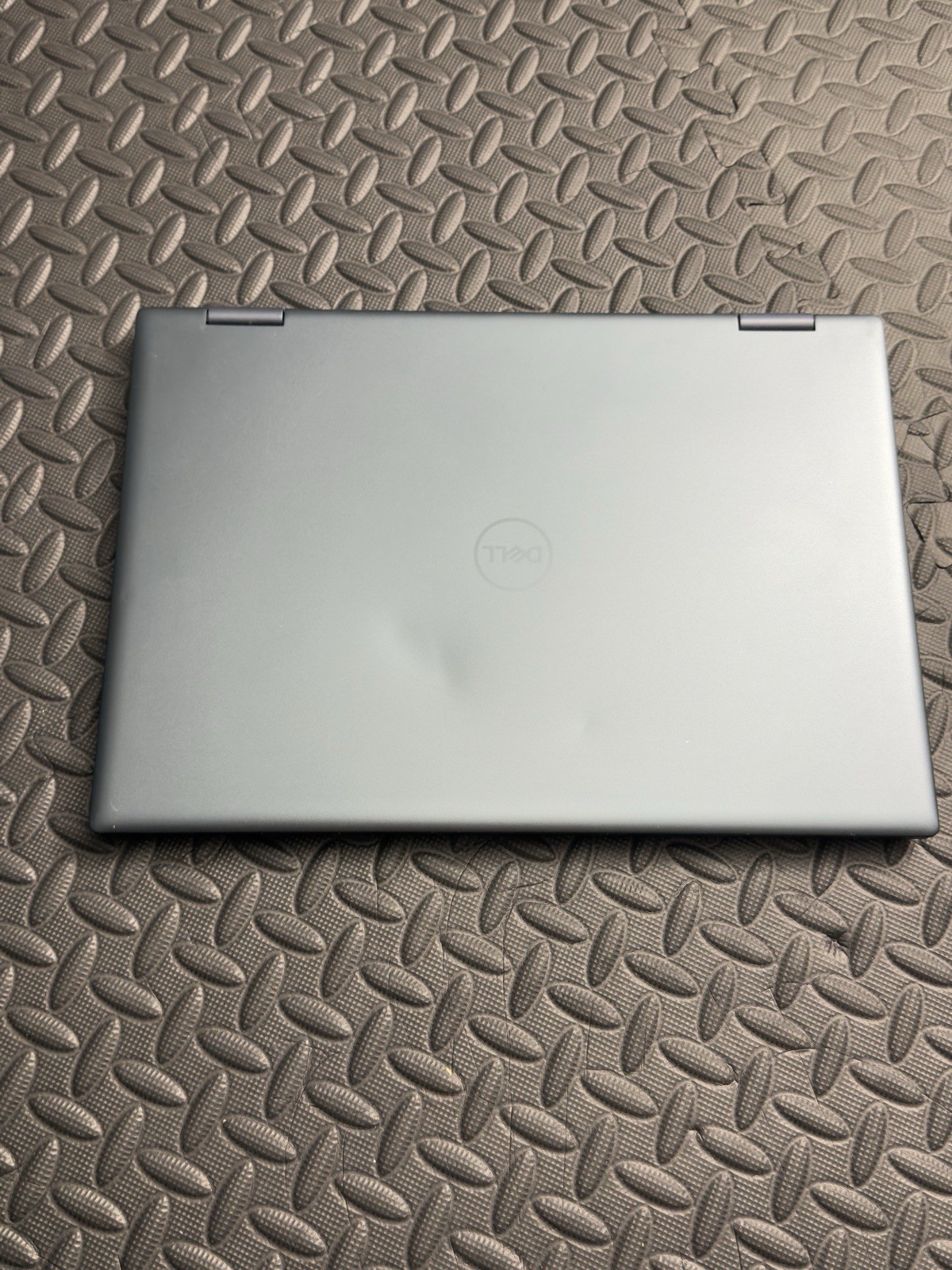 Dell Inspiron 16 7635 2-in-1 Laptop Ryzen 5 16GB 477GB SSD Touchscreen Silver