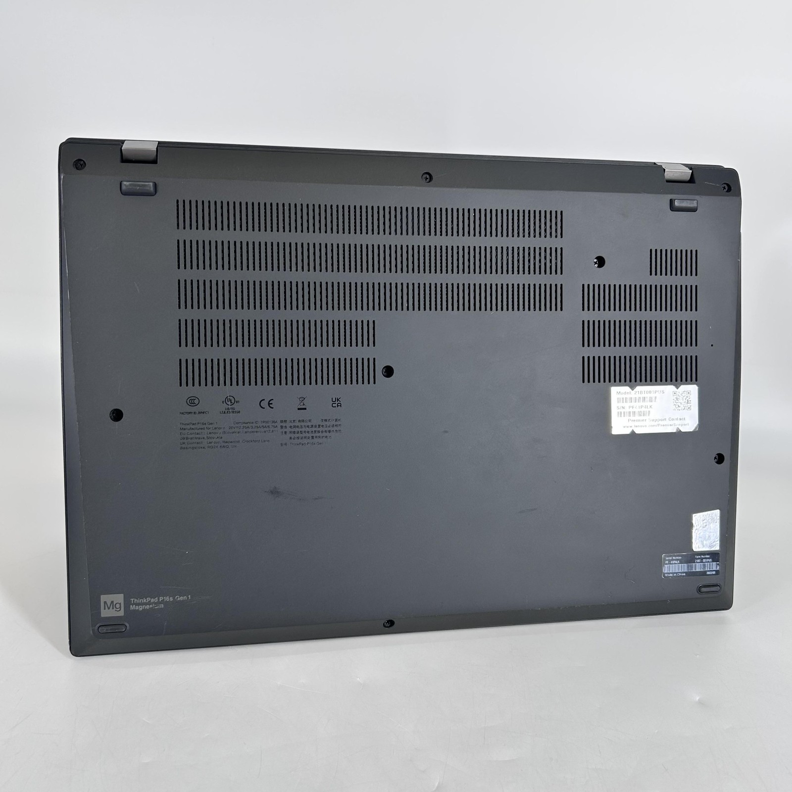 Lenovo ThinkPad P16s Gen 1 FHD+ TOUCH 2.1 GHz i7-1260P 16GB 512GB SSD T550 Good