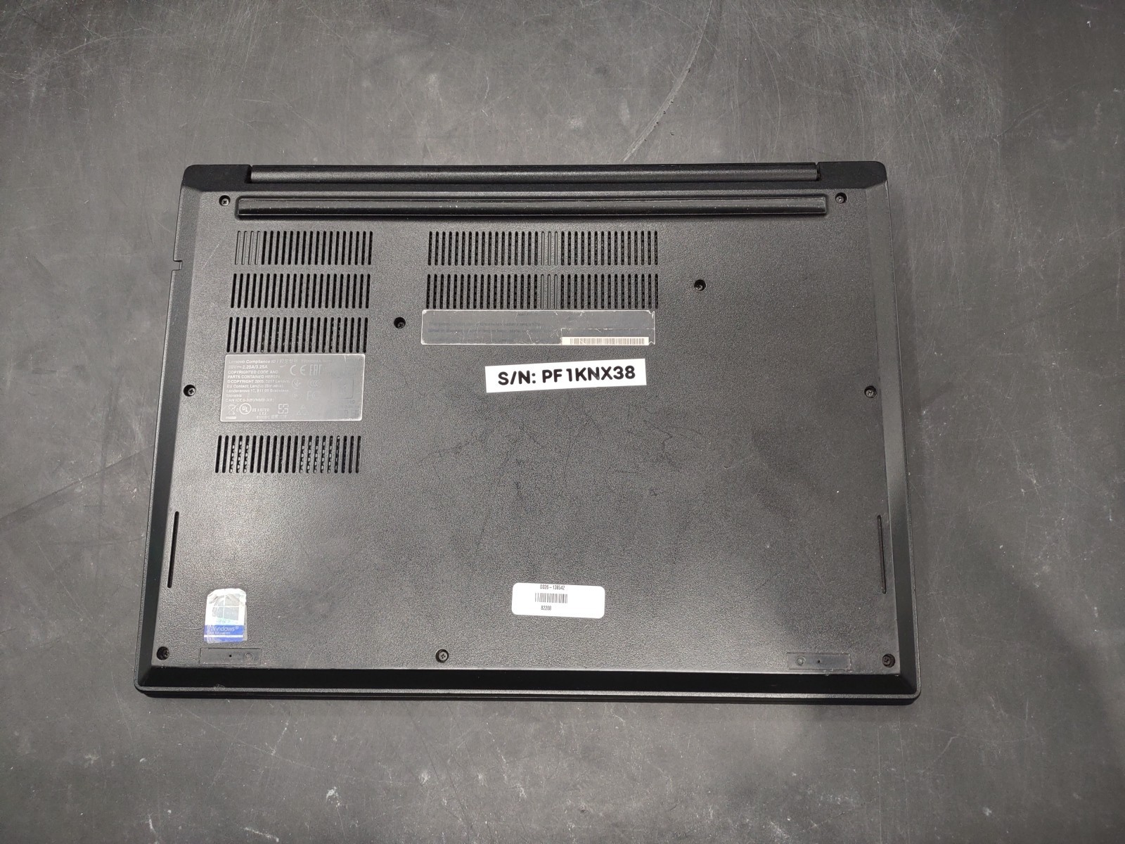 Lenovo Thinkpad E480 i3 8130U @ 2.20GHz 8GB RAM NO SSD NO OS