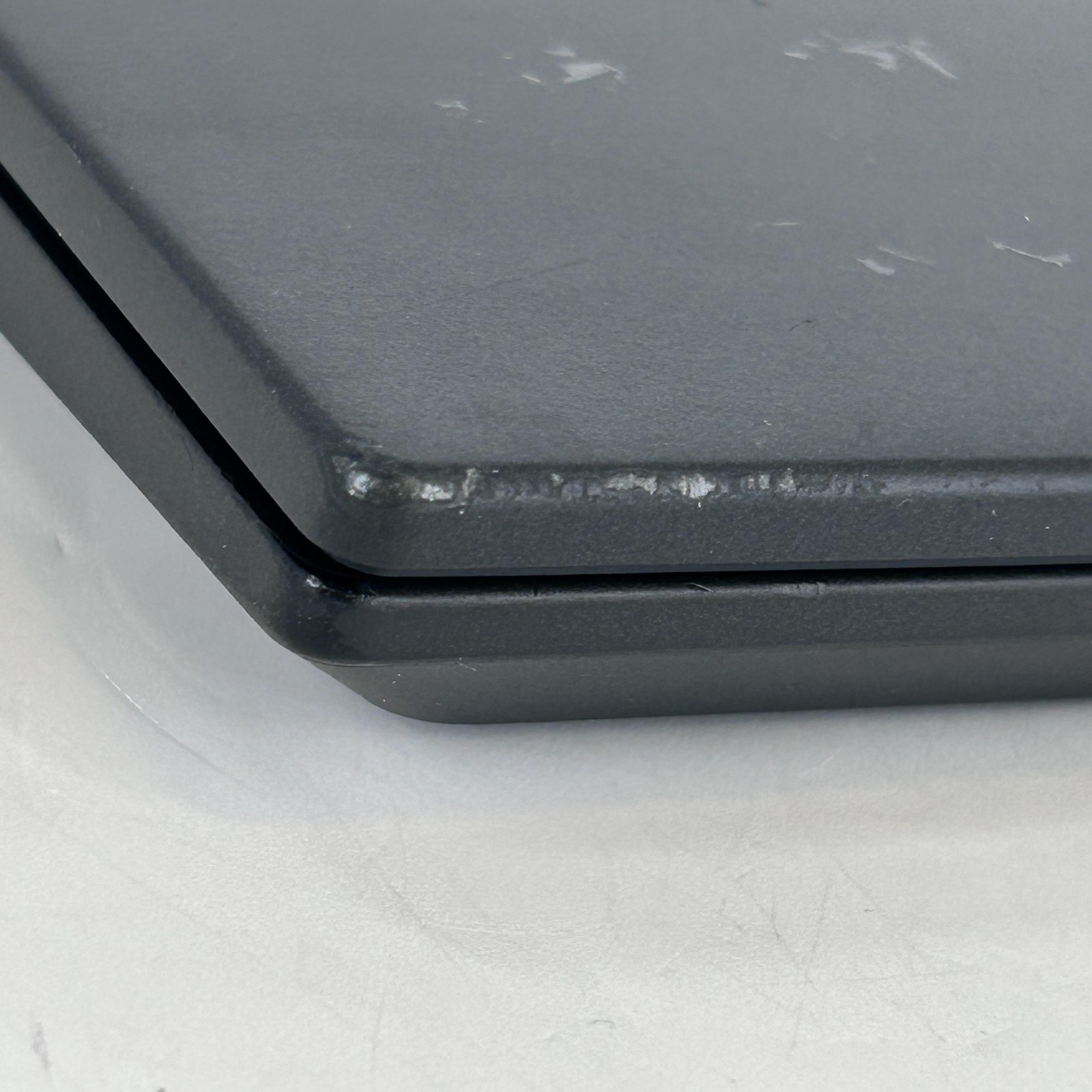 Lenovo ThinkPad P16s Gen 1 FHD+ TOUCH 2.1 GHz i7-1260P 16GB 512GB SSD T550 Good