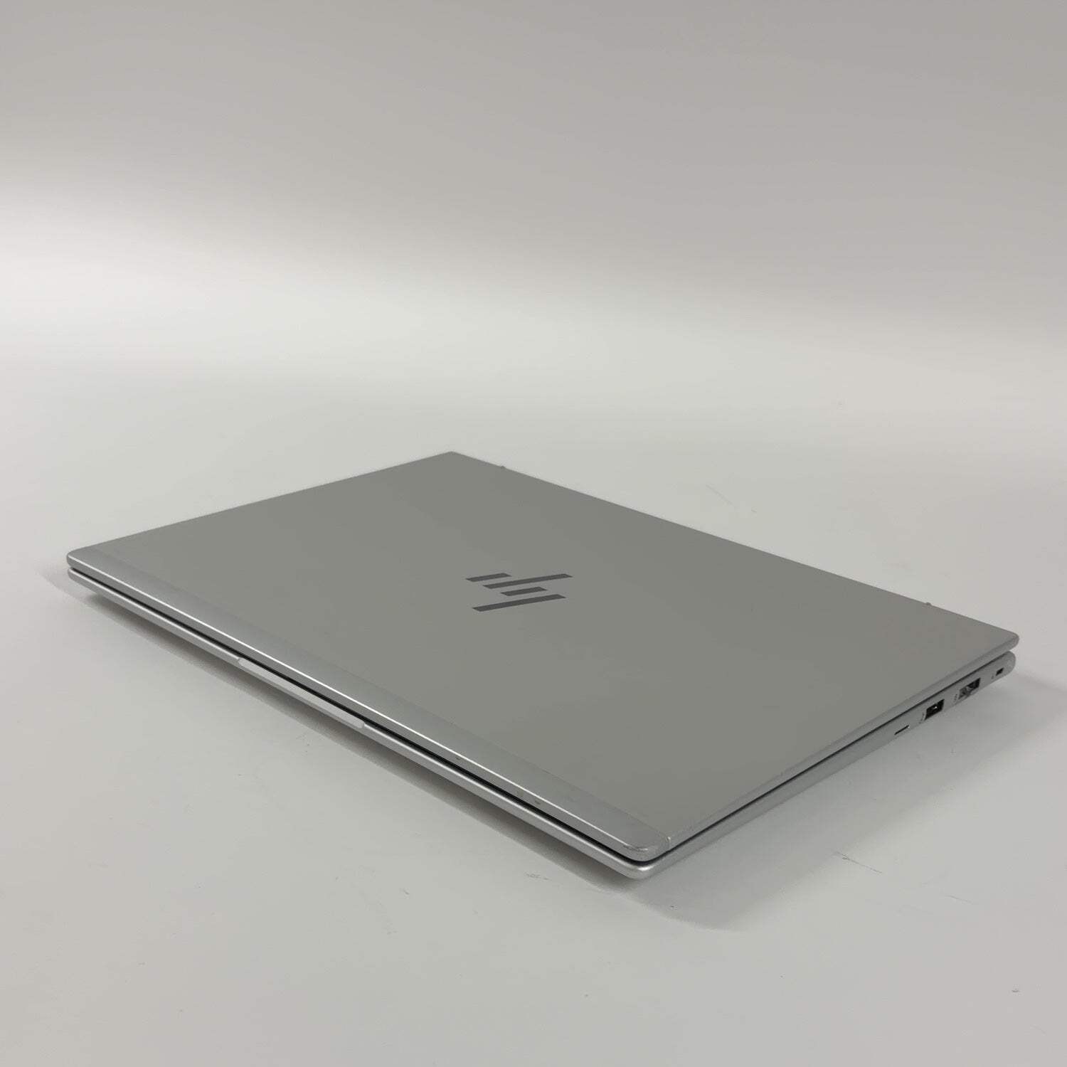 HP EliteBook 14″ intel core I7 1.7GHz 16GB RAM SSD