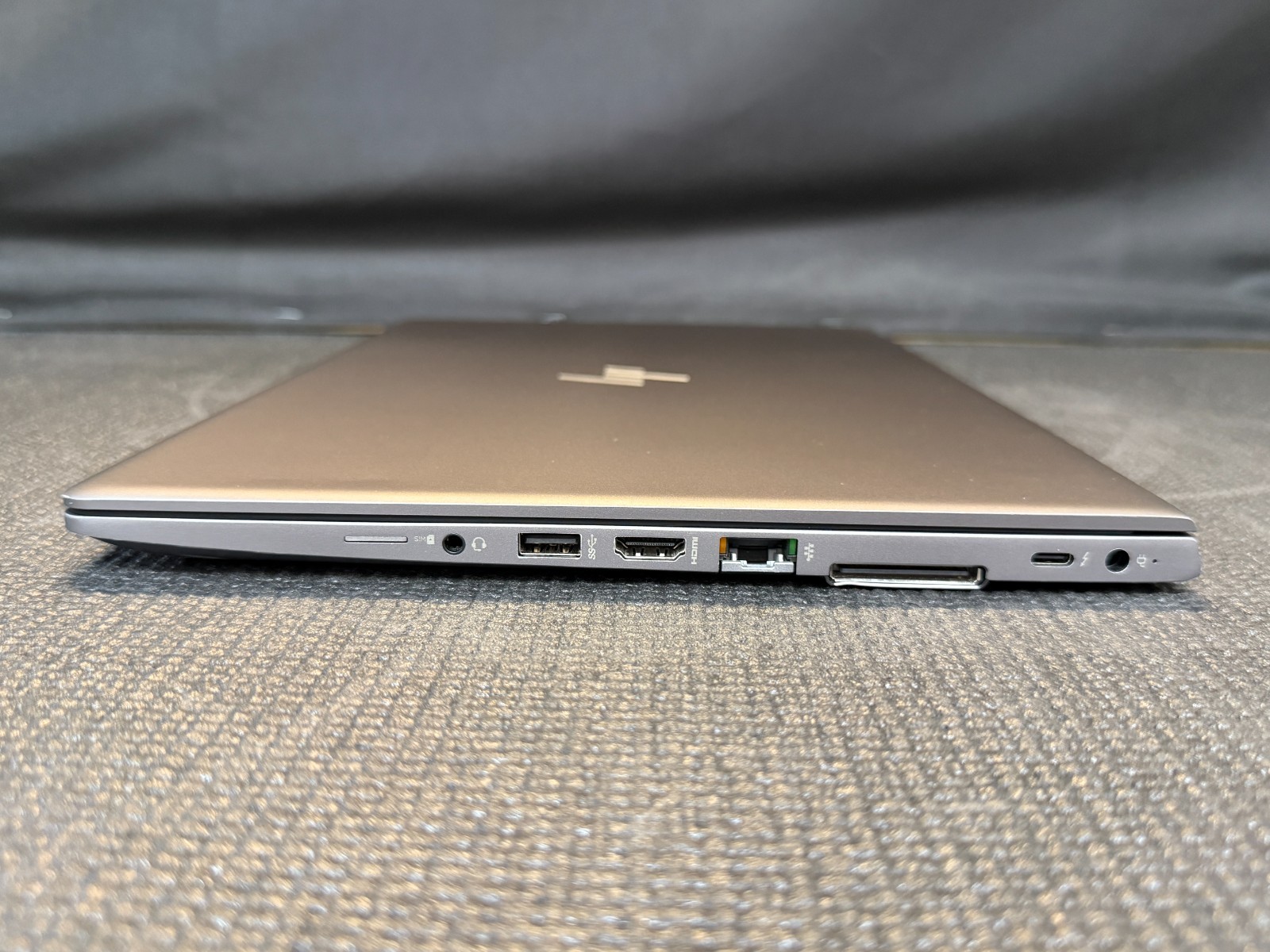 HP ZBOOK 14U G6 14″ Intel Core I7-8665U 1.90GHz 16GB RAM 512GB M.2 Laptop