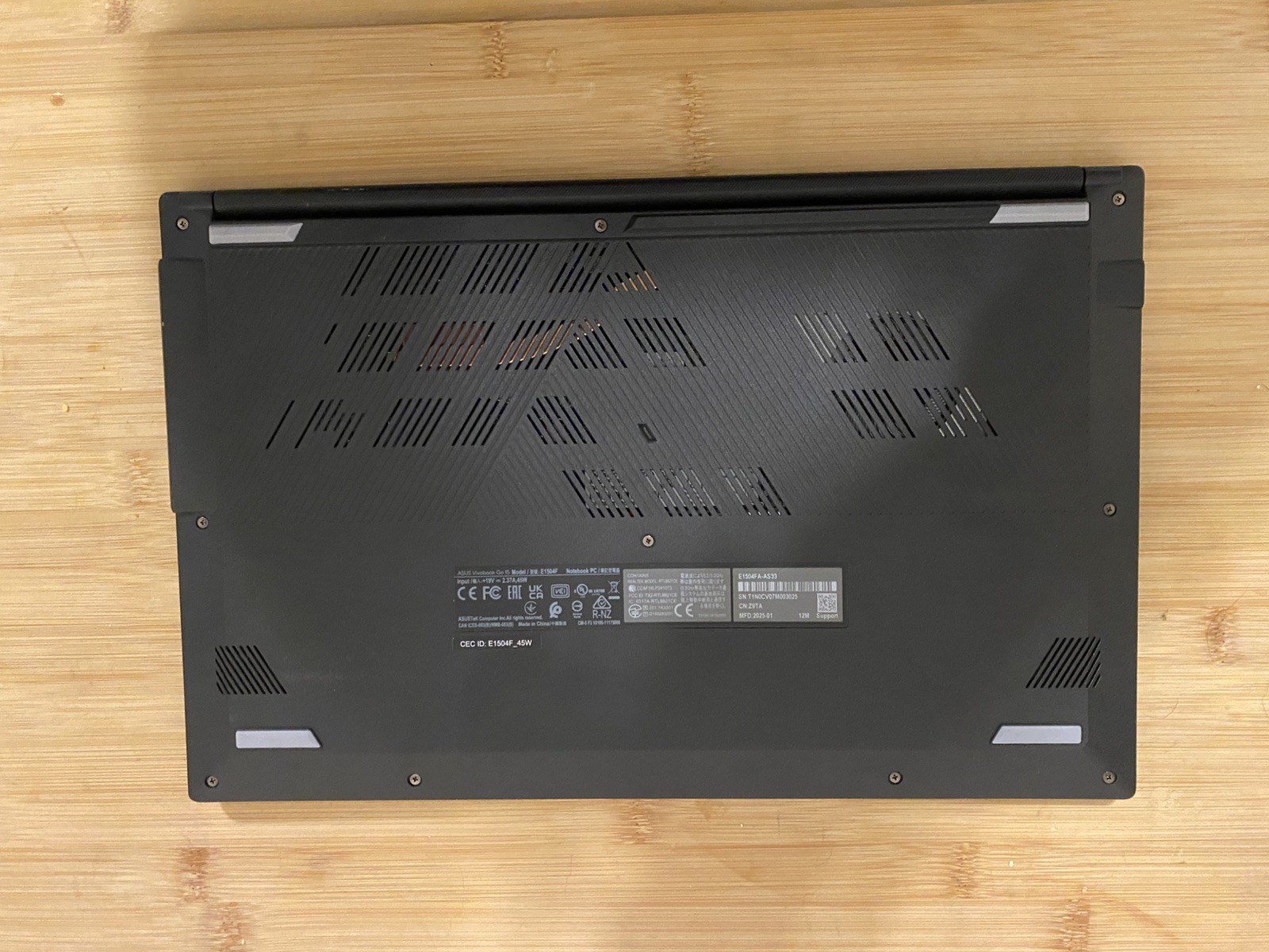 Asus Vivobook Laptop 15.6″ 8GB RAM, 128GB, AMD Ryzen 3 7320U Black E1504FA-AS33