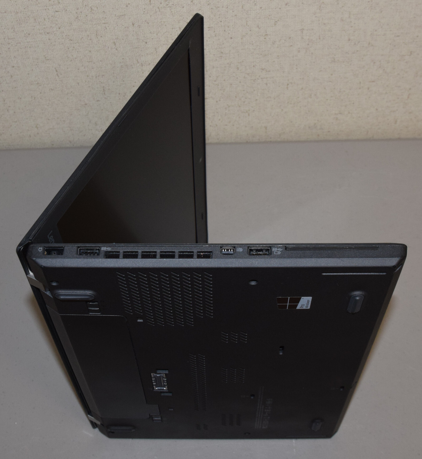 HEAVY WEAR Lenovo Thinkpad T460 14″ Touchscreen i5-6200U 2.3GHz 8GB 500GB HDD